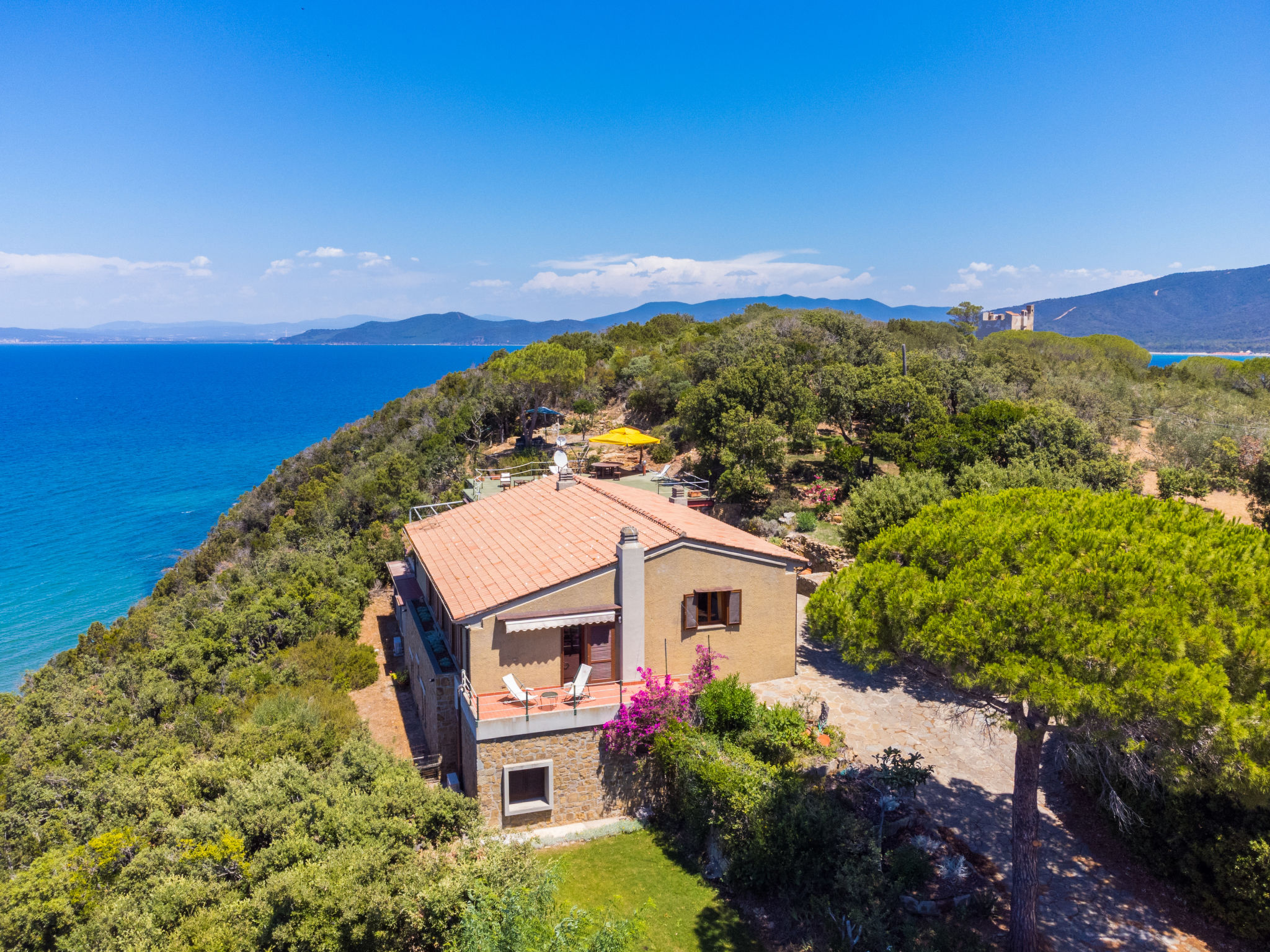 Villa Uccellina Punta Ala: Spectacular 7-Bedroom Villa with Sea Views and Private Beach Access in Tuscany