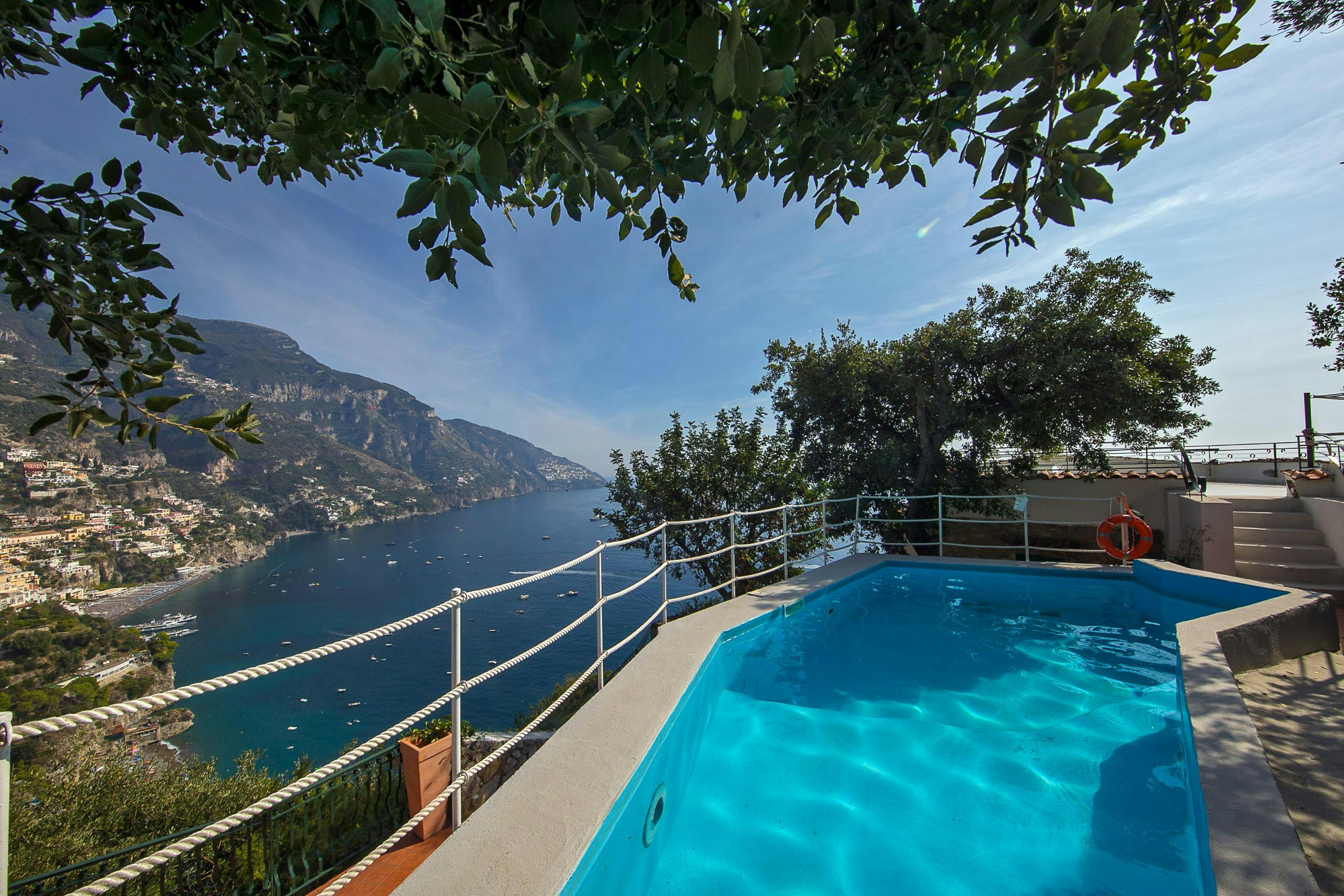 Villa Vigliano Positano: Expansive 11-Bedroom Villa with Stunning Sea Views, Positano