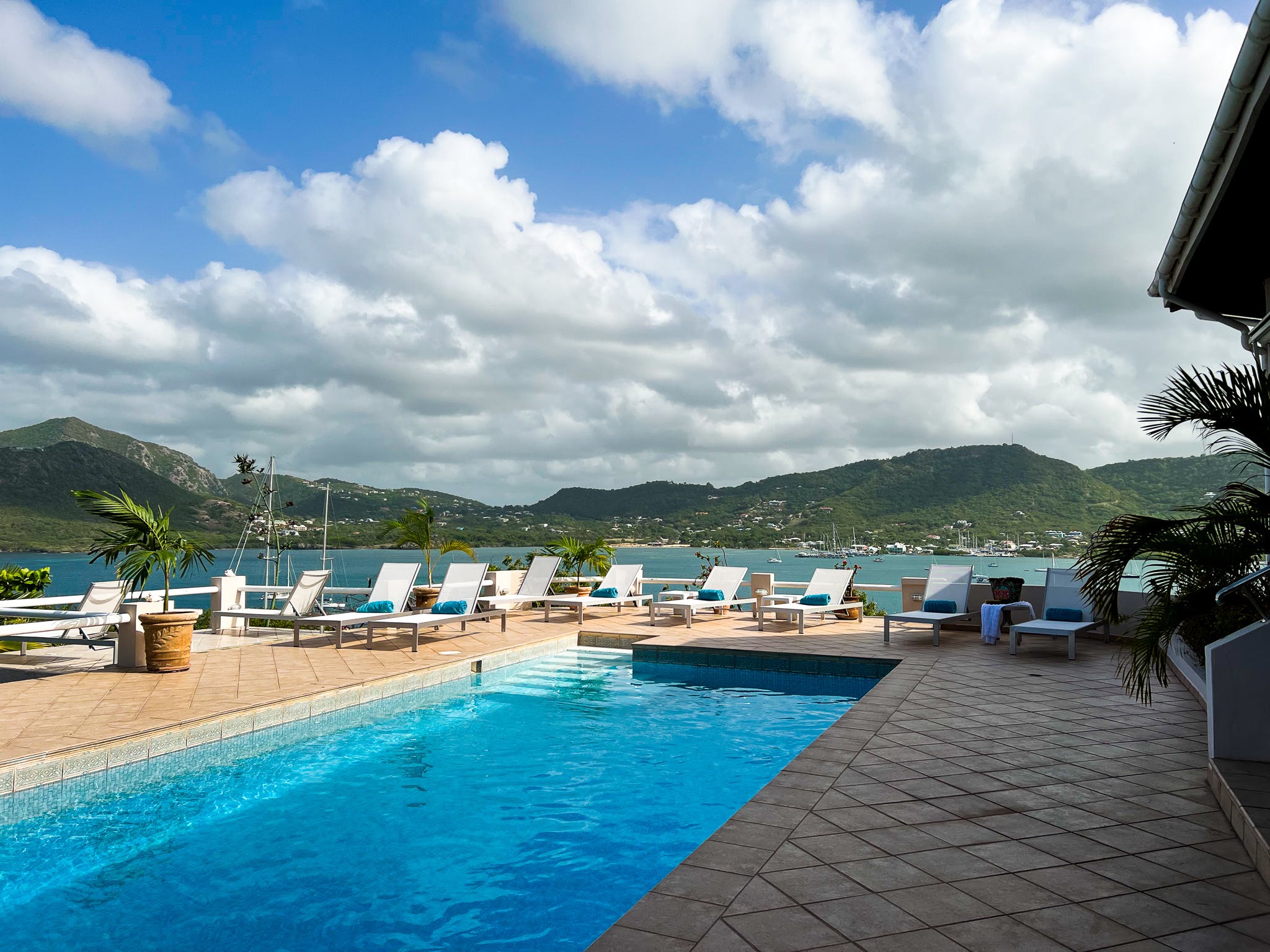 Villa Yachting EnglishHarbour: Luxury 6-Bedroom Villa with Seaview and Pool, Antigua