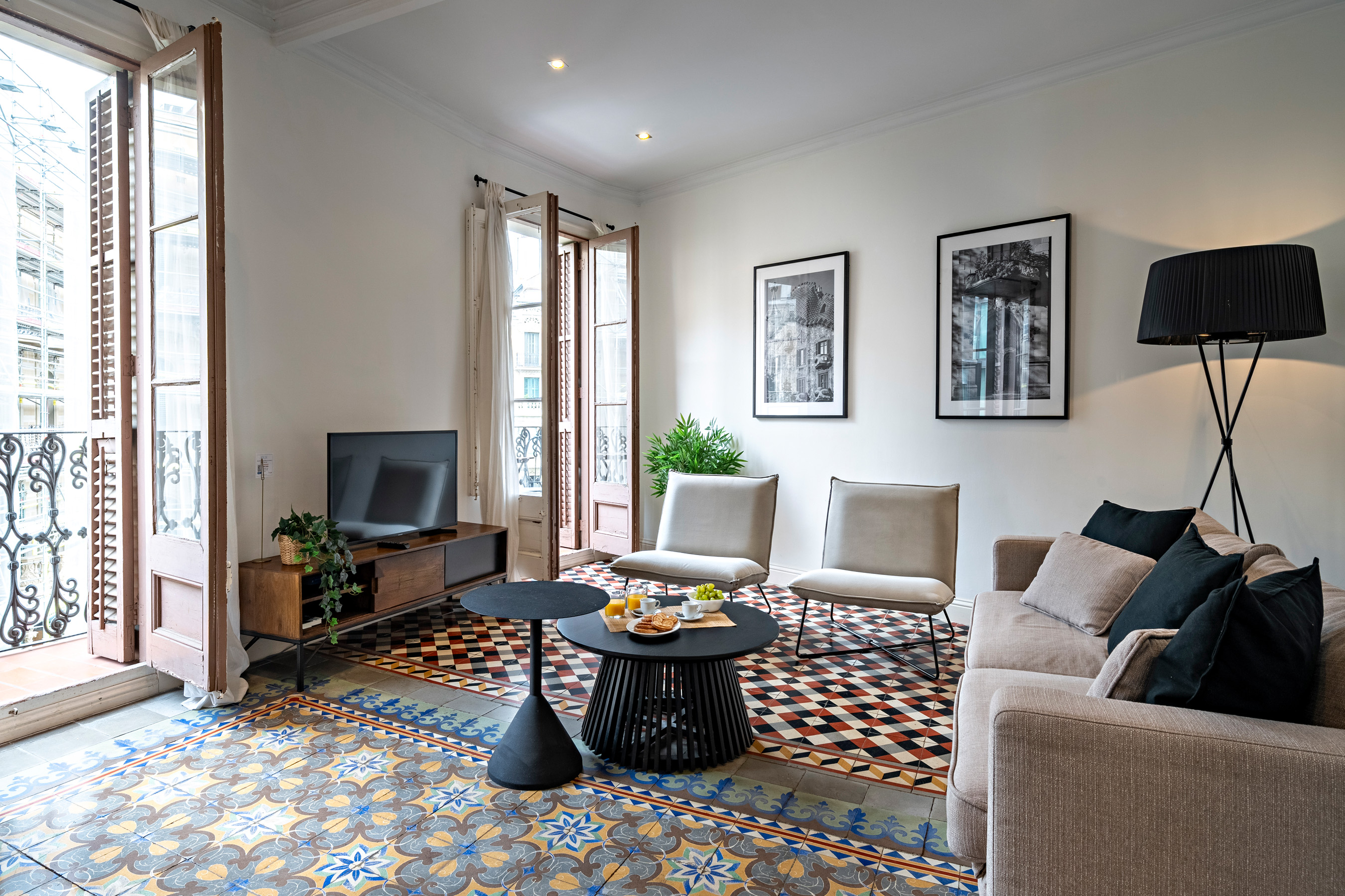 Apartamento Còrsega Eixample: Chic 2-Bedroom Apartment with Seaview and Air-Con, Eixample Barcelona