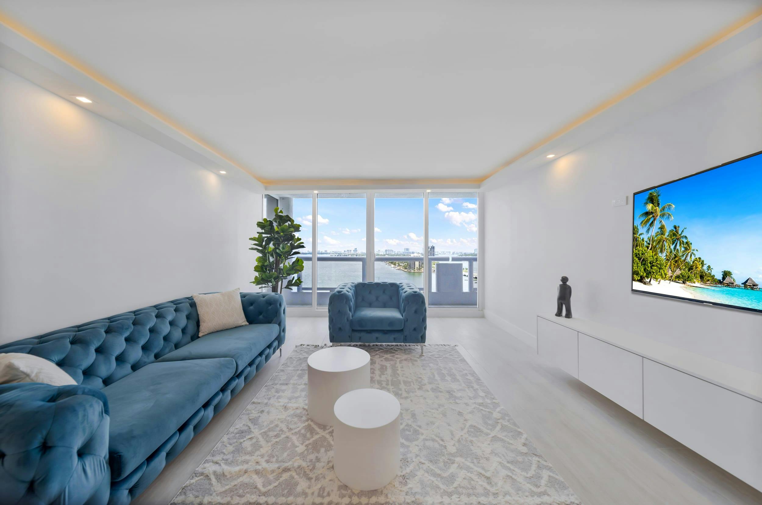 Villa Levante Brickell Downtown Miami: Luxury 3-Bedroom Apartment with Hot Tub and Seaview, Downtown Miami