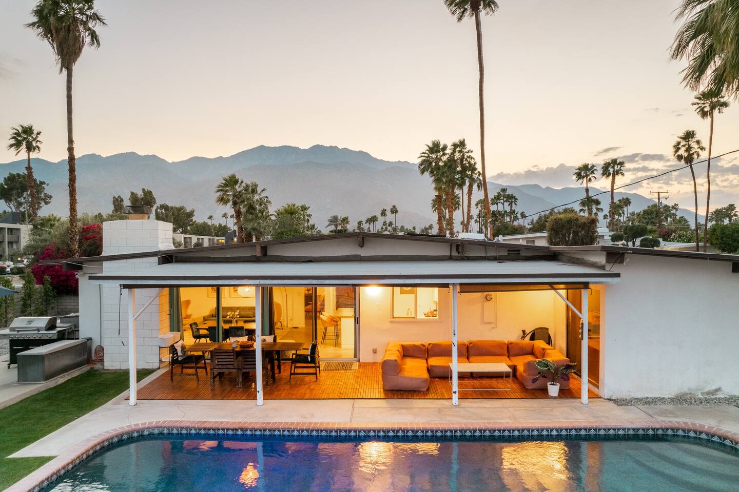 Apartment Ocotillo Cathedral City: Modern 3-Bedroom Apartment with Pool and Air-Con, Cathedral City