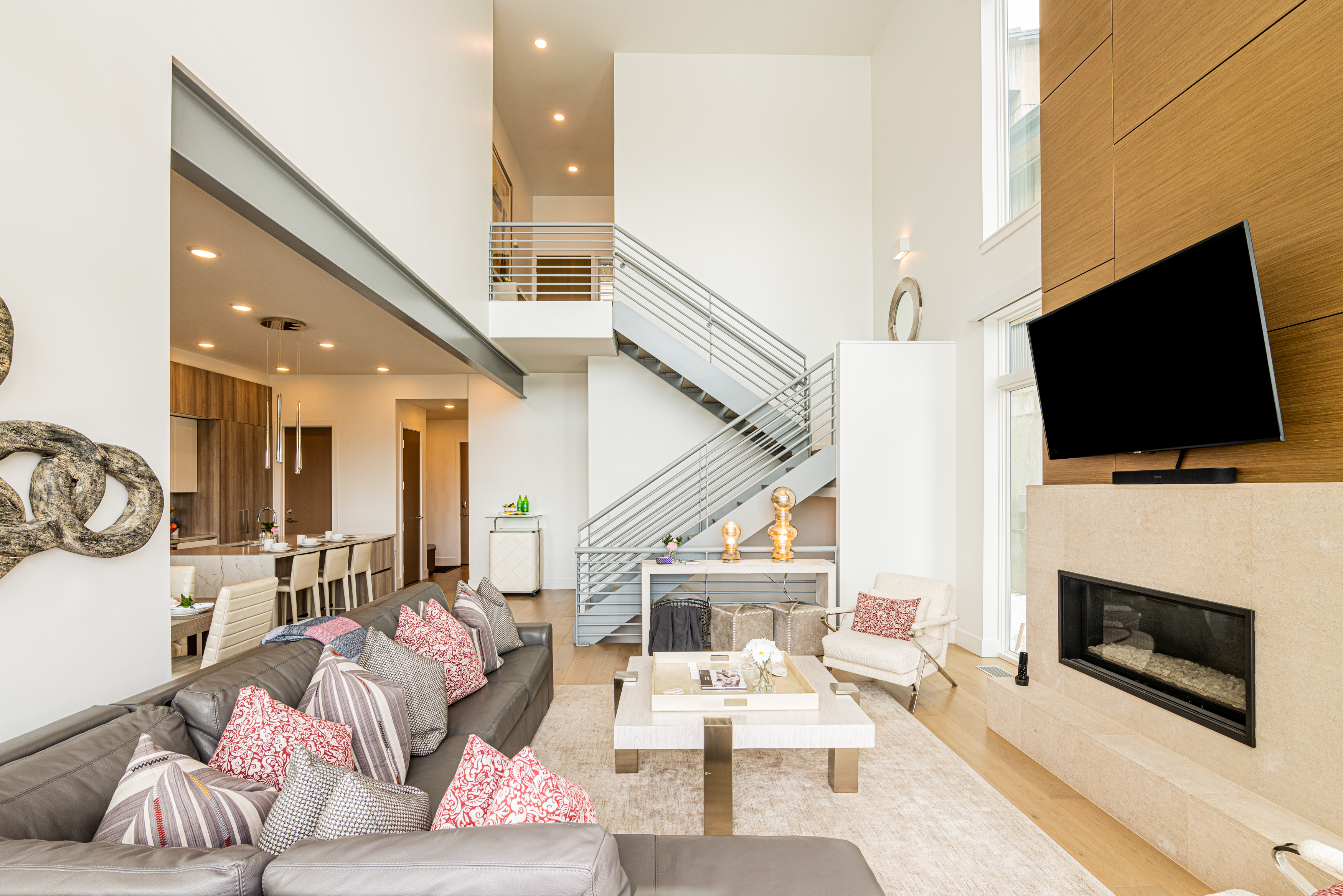 Apartment Wasatch Park City: Ski Chalet Rental with Hot Tub and Pool, 4 Bedrooms, Park City