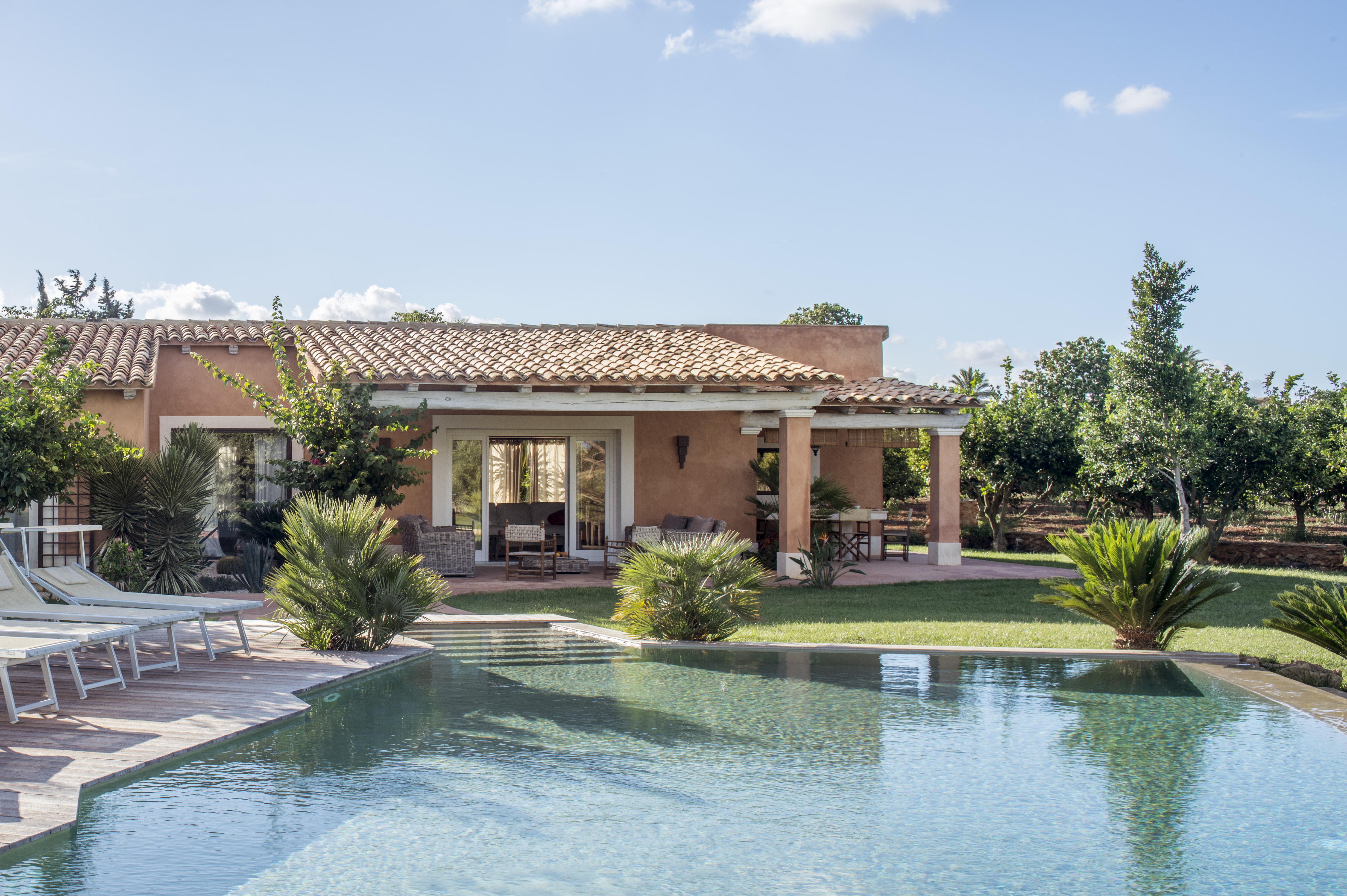 Casa Aglio Trapani: Spacious 3-Bedroom Apartment with Pool and Air-Con, Trapani Sicily