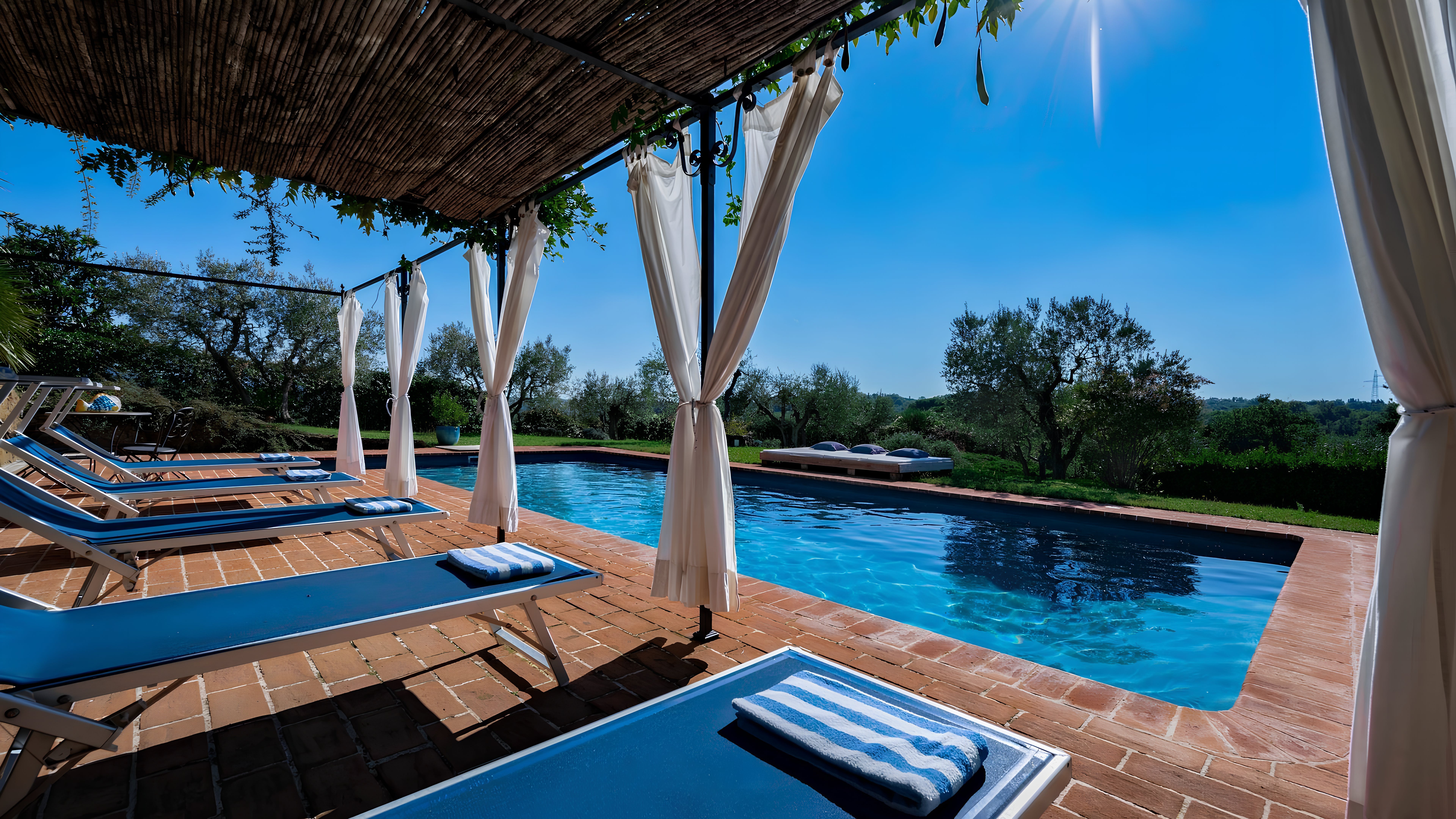 Casa Arcetri Olmo: Spacious 4-Bedroom Apartment with Pool and BBQ in Arcetri, Tuscany