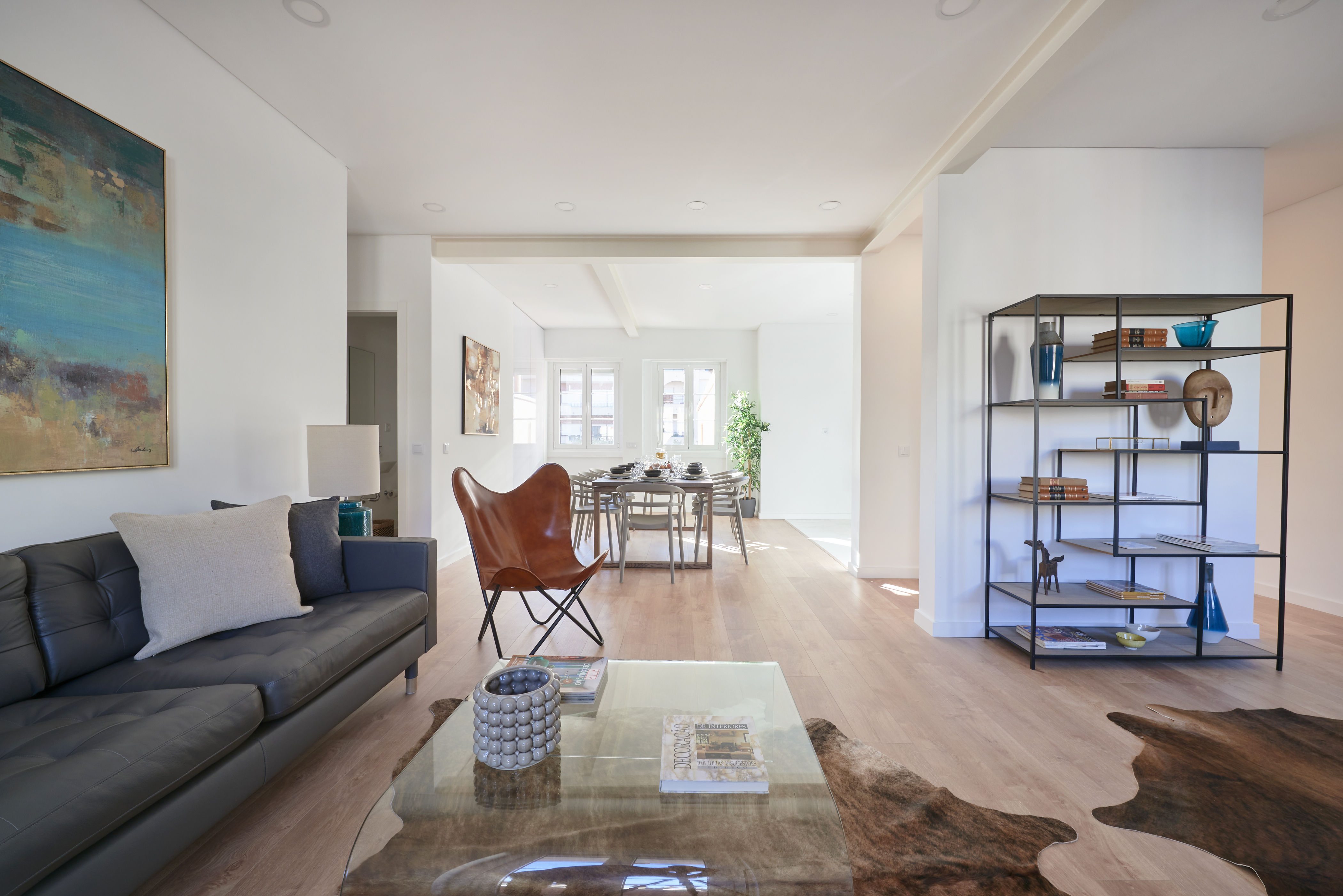 Casa Areeirense Areeiro: Spacious 3-Bedroom Apartment Rental with Air-Con in Areeiro, Lisbon