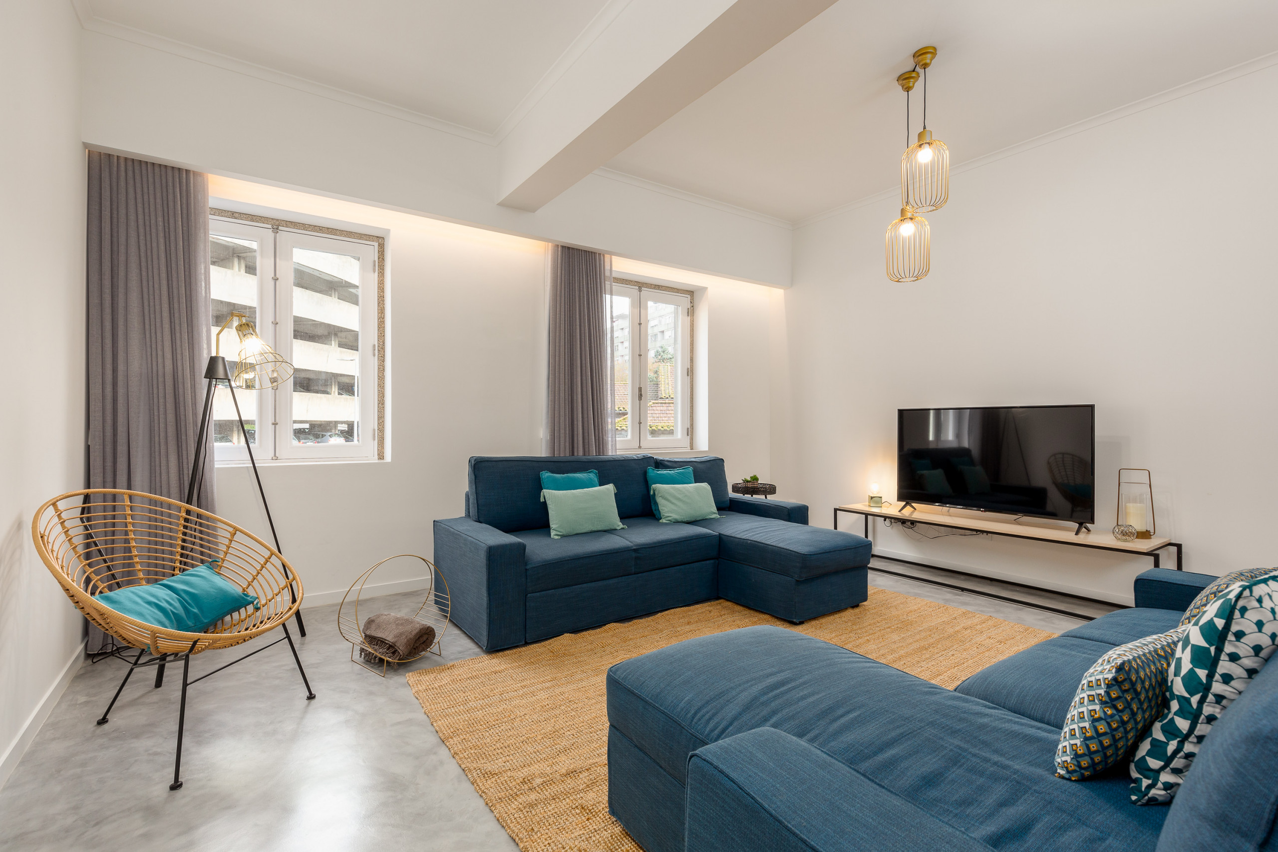 Villa Levante Penaventosa Bolhão: Spacious 4-Bedroom Apartment Rental with Sea View and Air-Con, Porto Bolhão