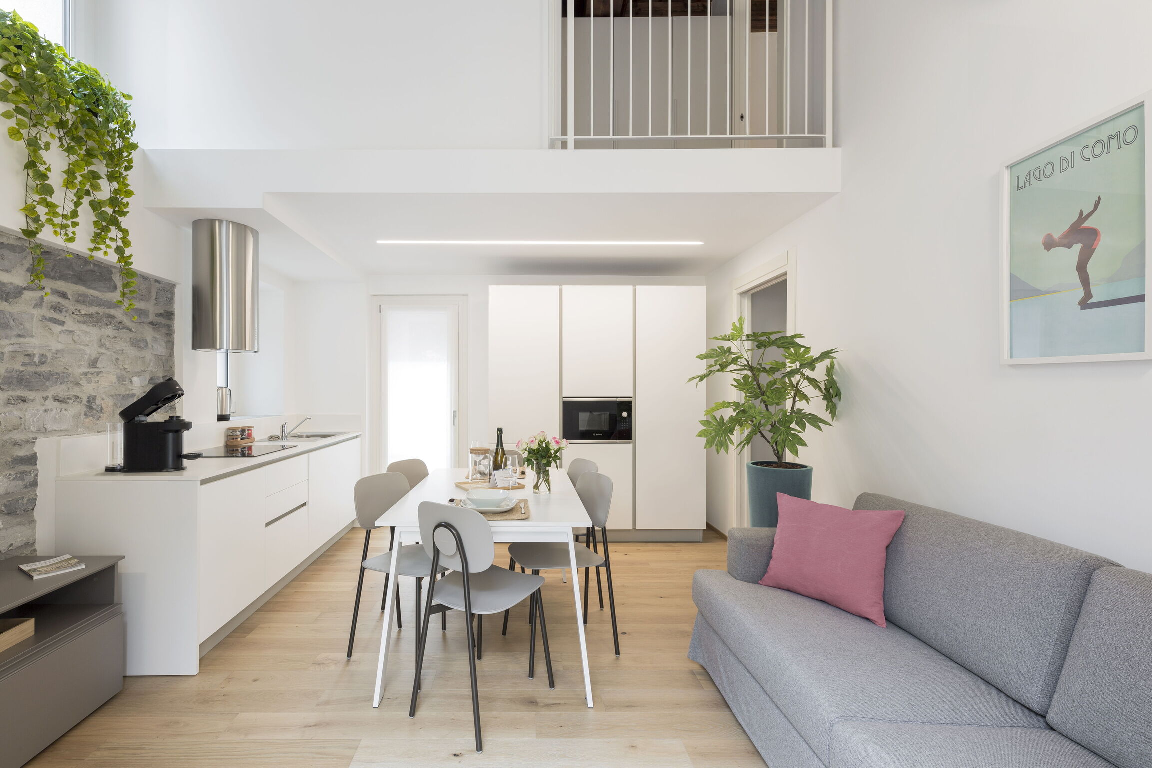 Villa Amaranto Tavernola Como: Luxury 2-Bedroom Apartment with Lake Views, Como