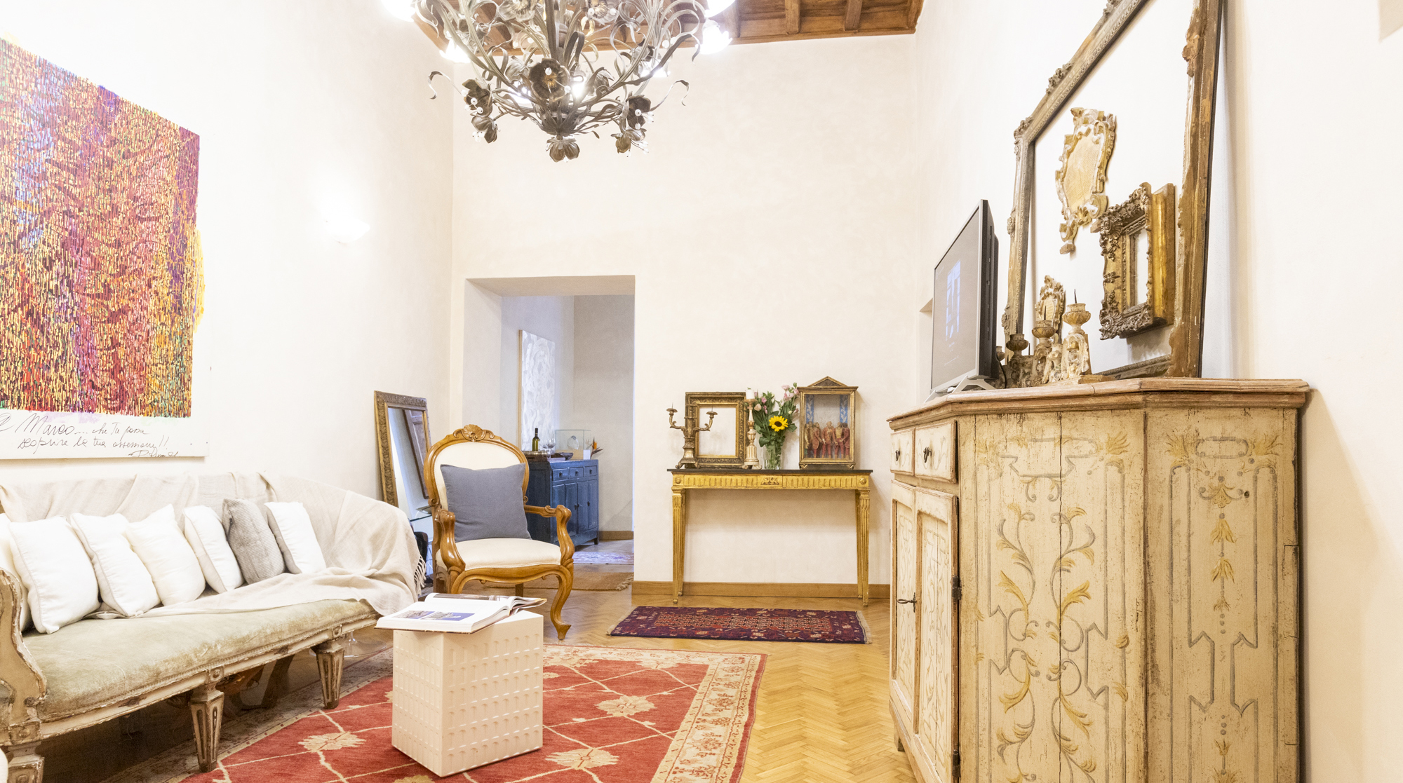 Casa Cuppolone Roma: Charming 2-Bedroom Apartment Rental with Air-Con, Pantheon Rome
