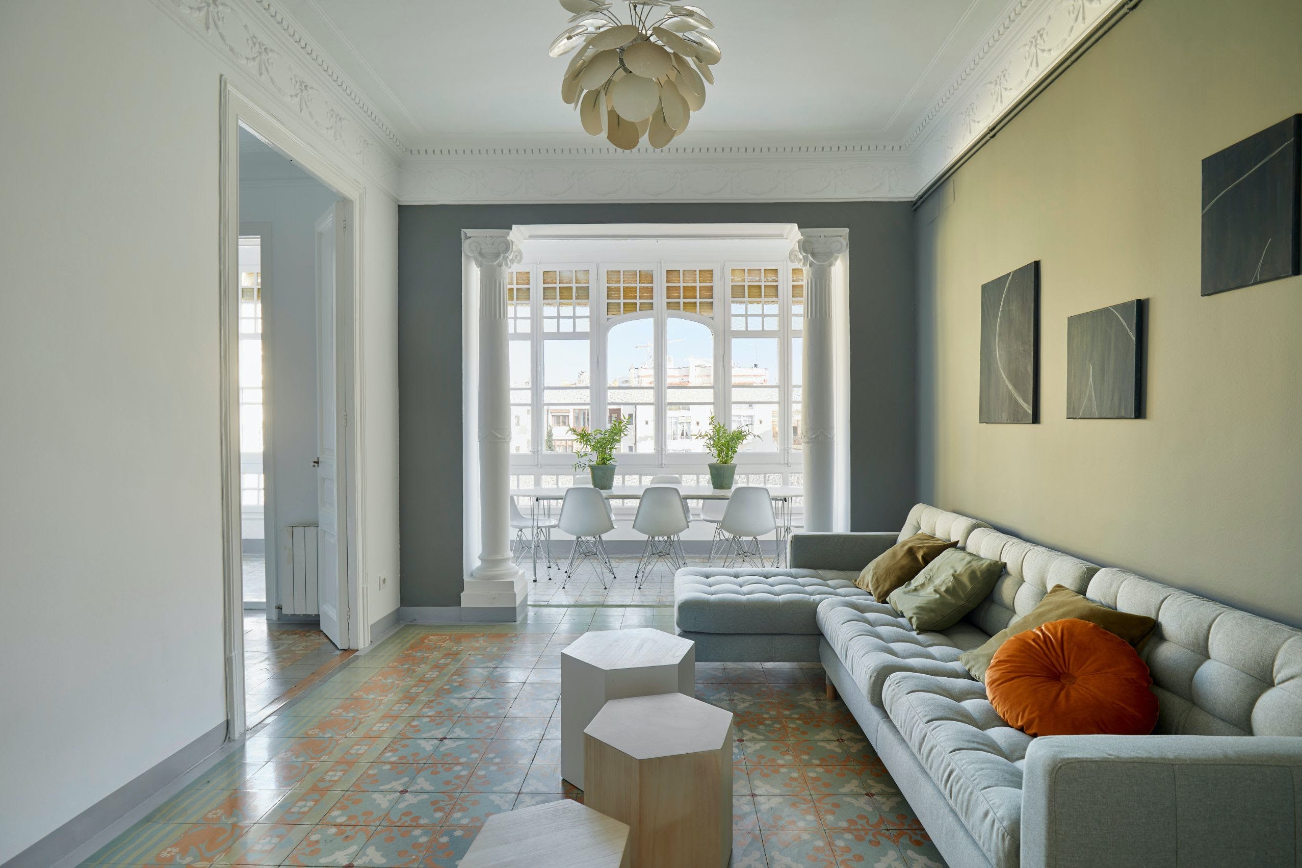 Casa Eixample Barcelona: Spacious 7-Bedroom Apartment with Seaview, Eixample, Barcelona