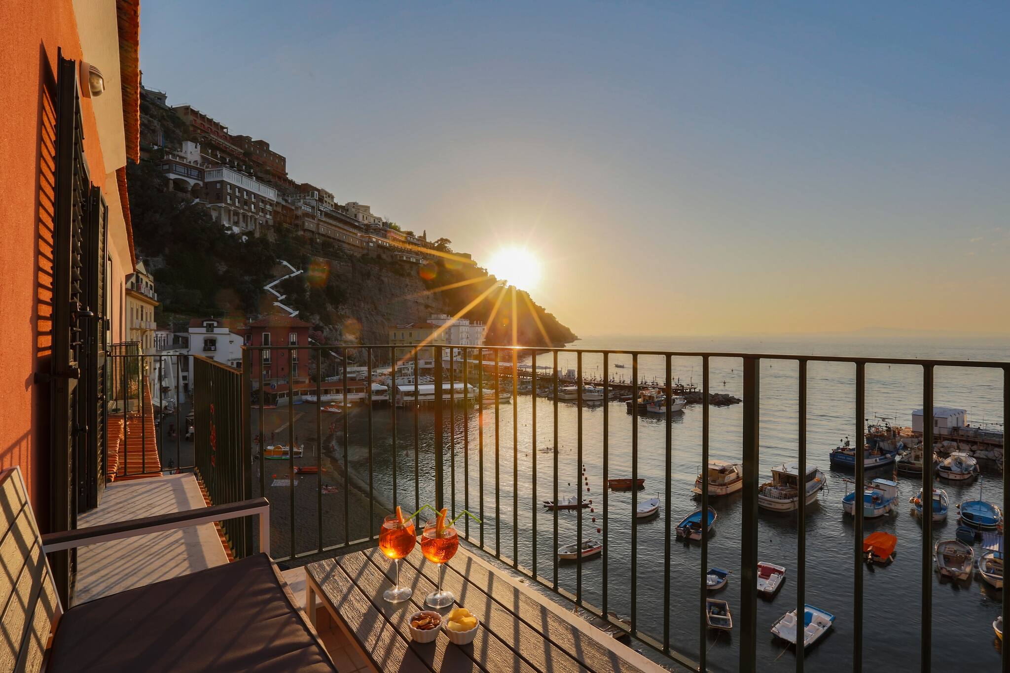 Casa Faito Sorrento: 1-Bedroom Apartment with Seaview Terrace, Apartment Rental Sorrento