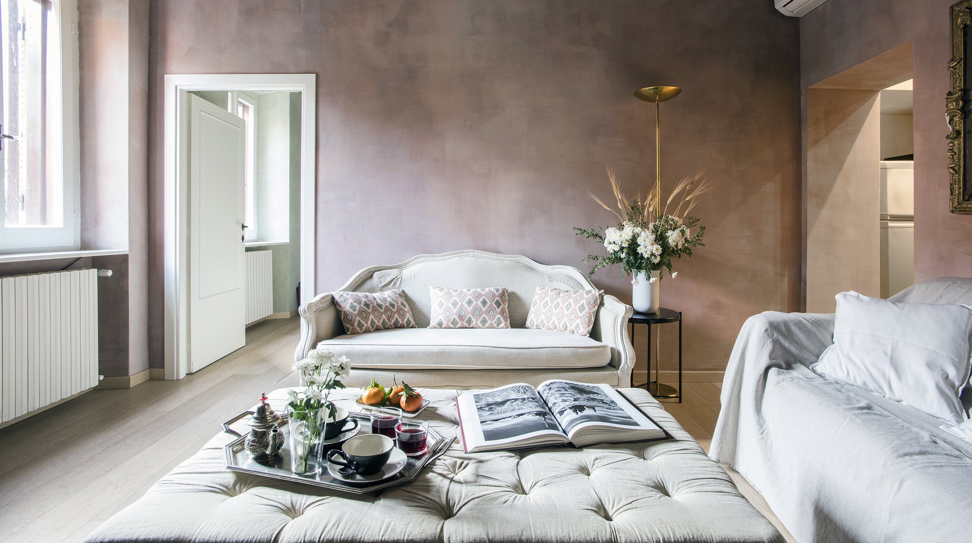 Villa Alba Gianicolo Trastevere: Stylish 2-Bedroom Apartment Rental with Air-Con in Trastevere, Rome