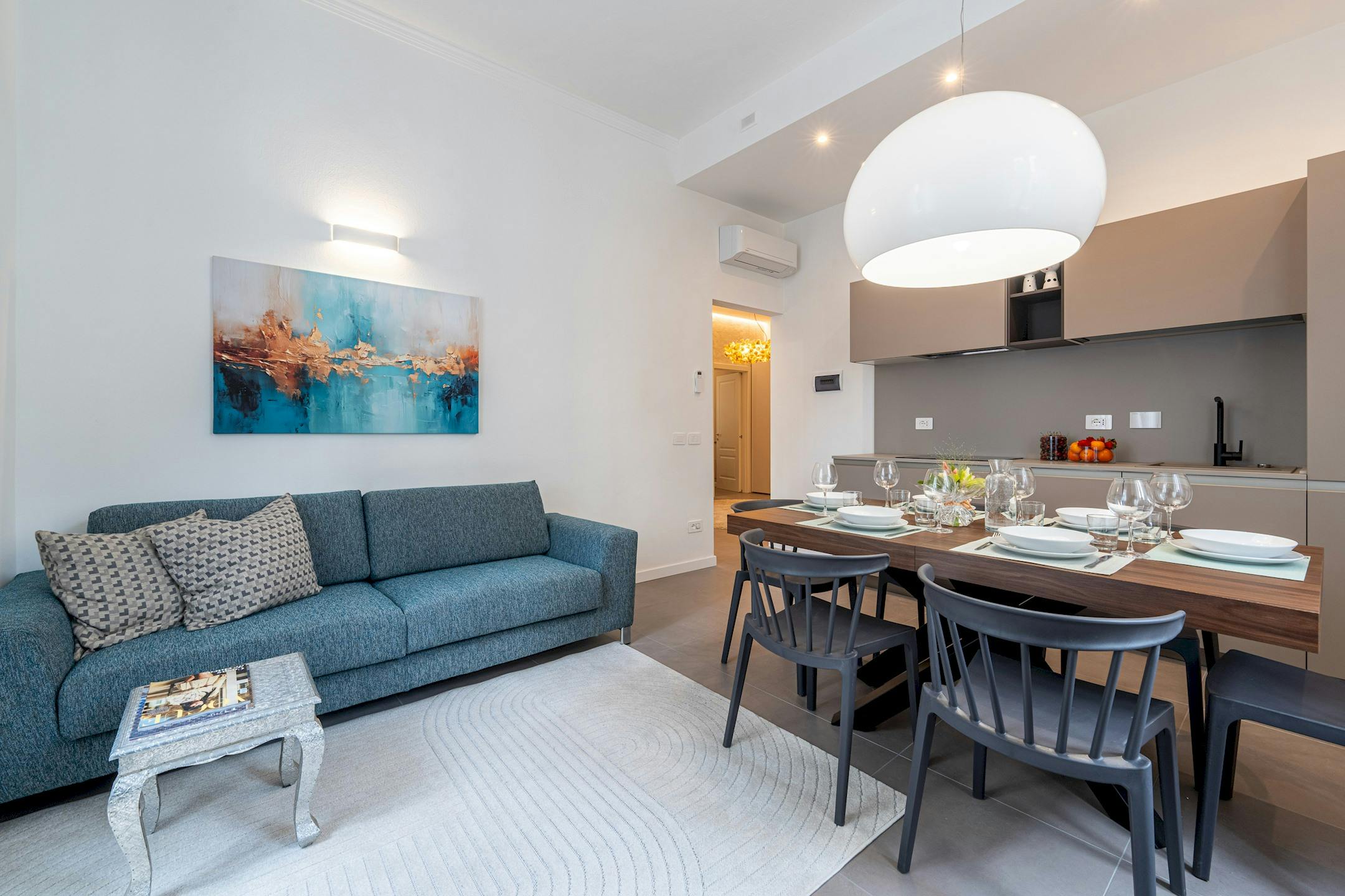 Casa Fiorenza Santa Maria Novella: Charming 3-Bedroom Apartment with Air Conditioning in Santa Maria Novella, Florence