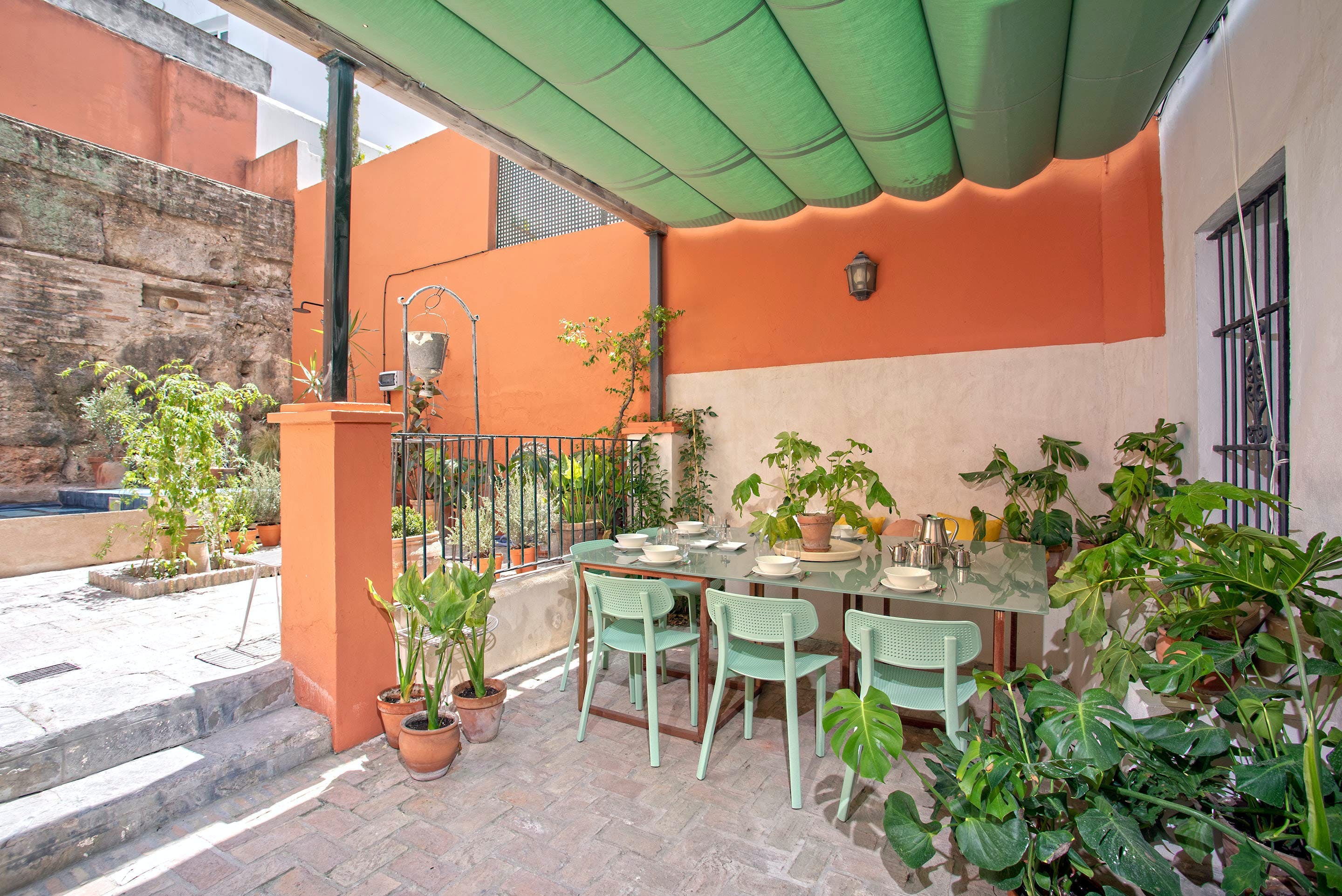 Villa Bermejo Alameda Alfalfa: Luxury 5-Bedroom Penthouse with Private Pool, Sevilla