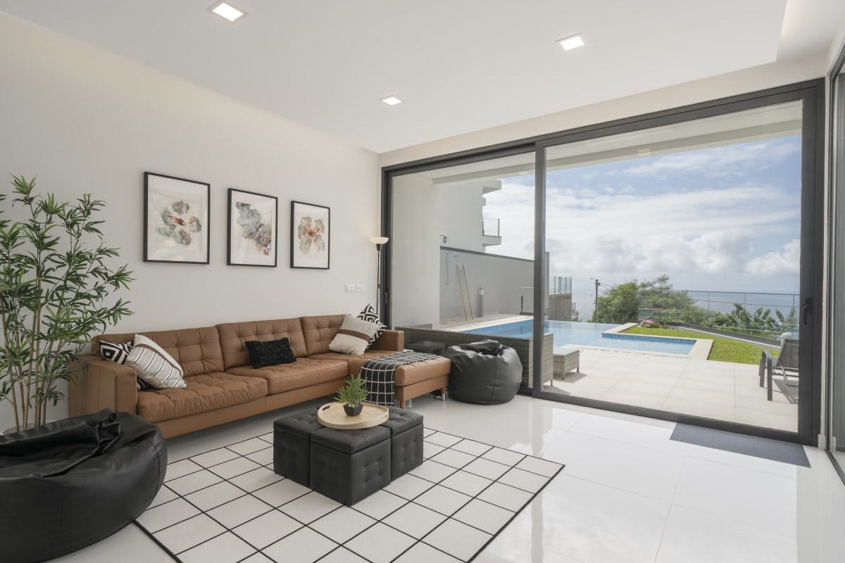 Villa Suão Fontainhas Calheta: Luxurious 3-Bedroom Apartment with Infinity Pool and Sea Views, Calheta