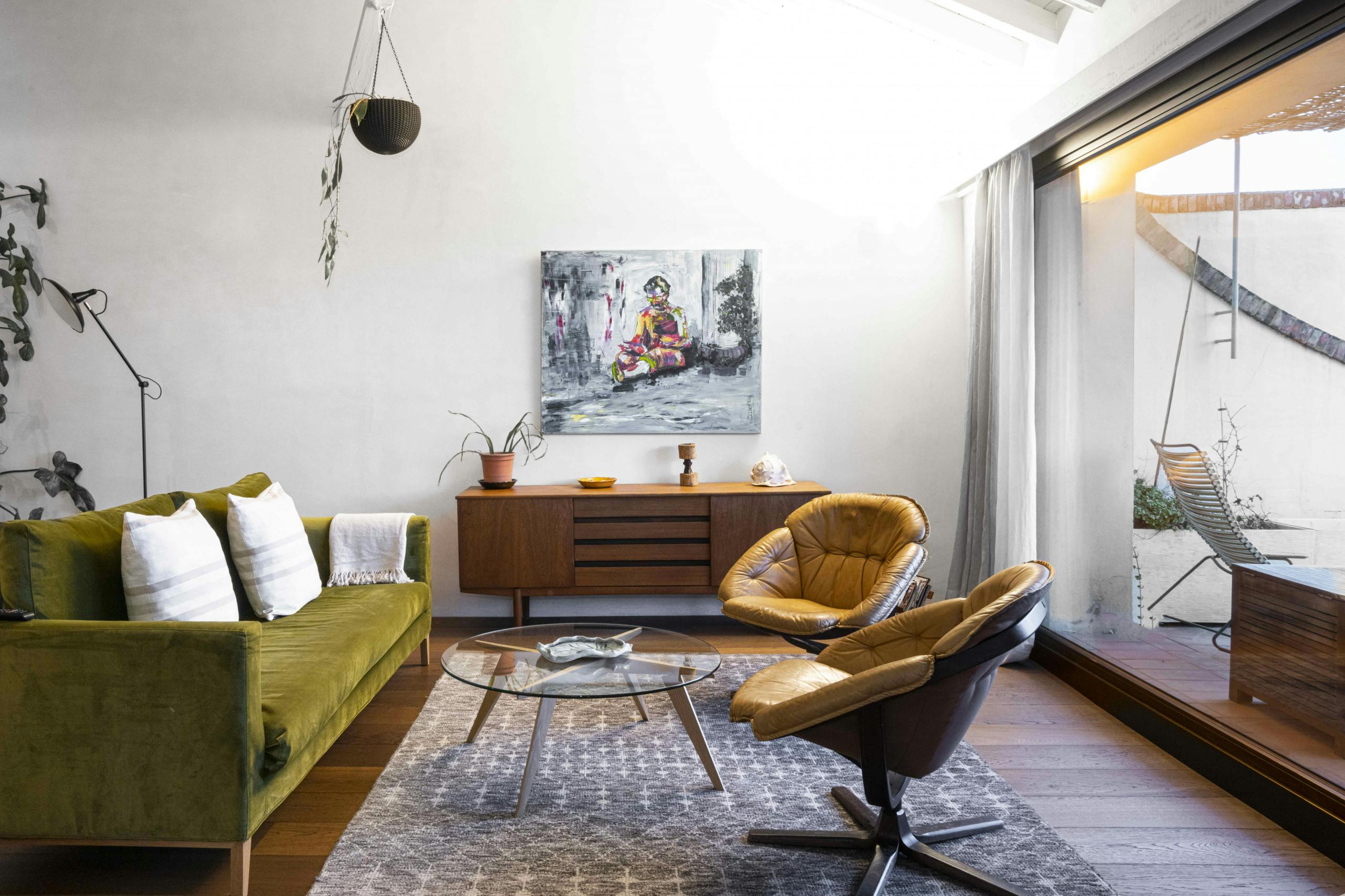 Villa Bermejo Alcazabilla Centro Historico: Stylish 2-Bedroom Penthouse with Sea Views in Malaga Centro Historico