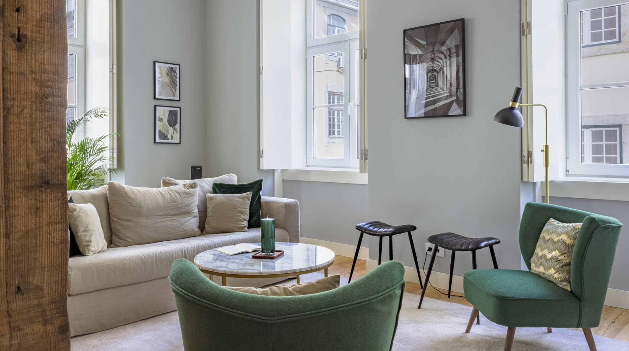 Casa Madragoa Chiado: Stylish 2-Bedroom Apartment with Seaview and Air-Con, Chiado Lisbon