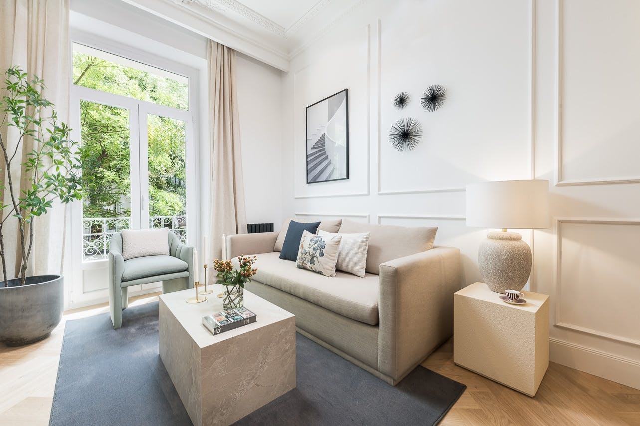 Villa Mestral Calvarrasa Salamanca: Luxury 2-Bedroom Apartment with Balcony, Salamanca, Madrid