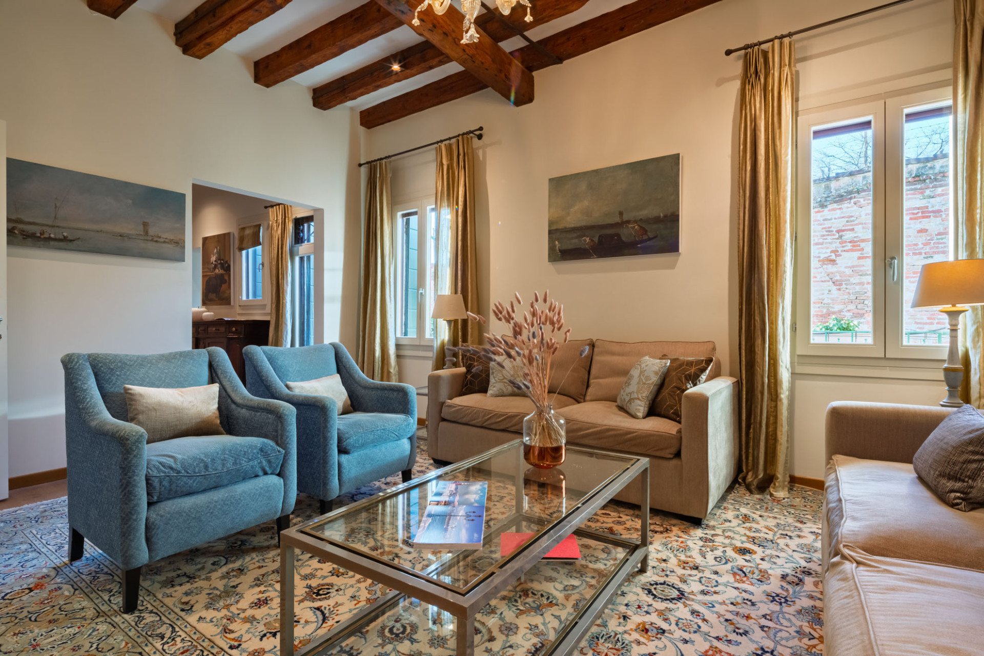 Casa Mazzorbo Castello: Charming 2-Bedroom Apartment with Private Terrace in Castello Venice