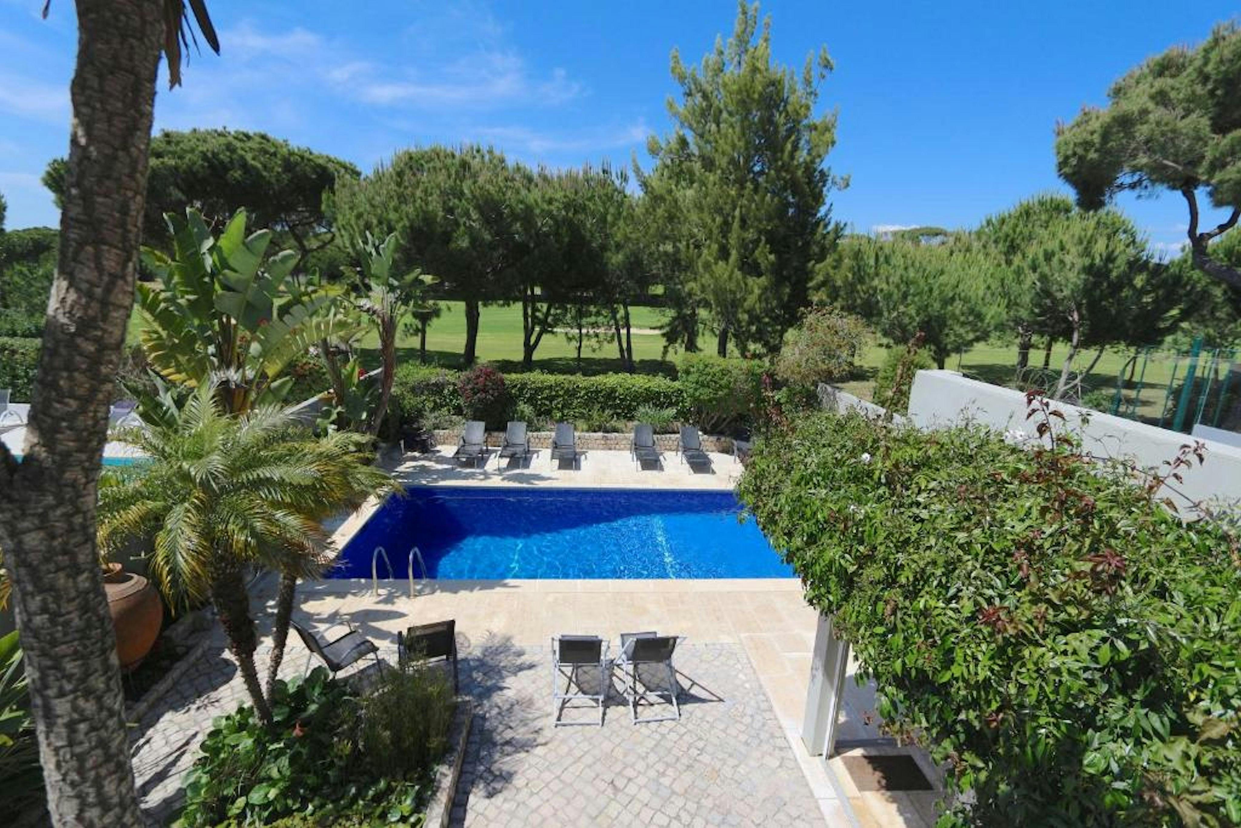 Villa Safira Vilamoura Quarteira: Spacious 4-Bedroom Apartment with Seaview and Pool, Quarteira