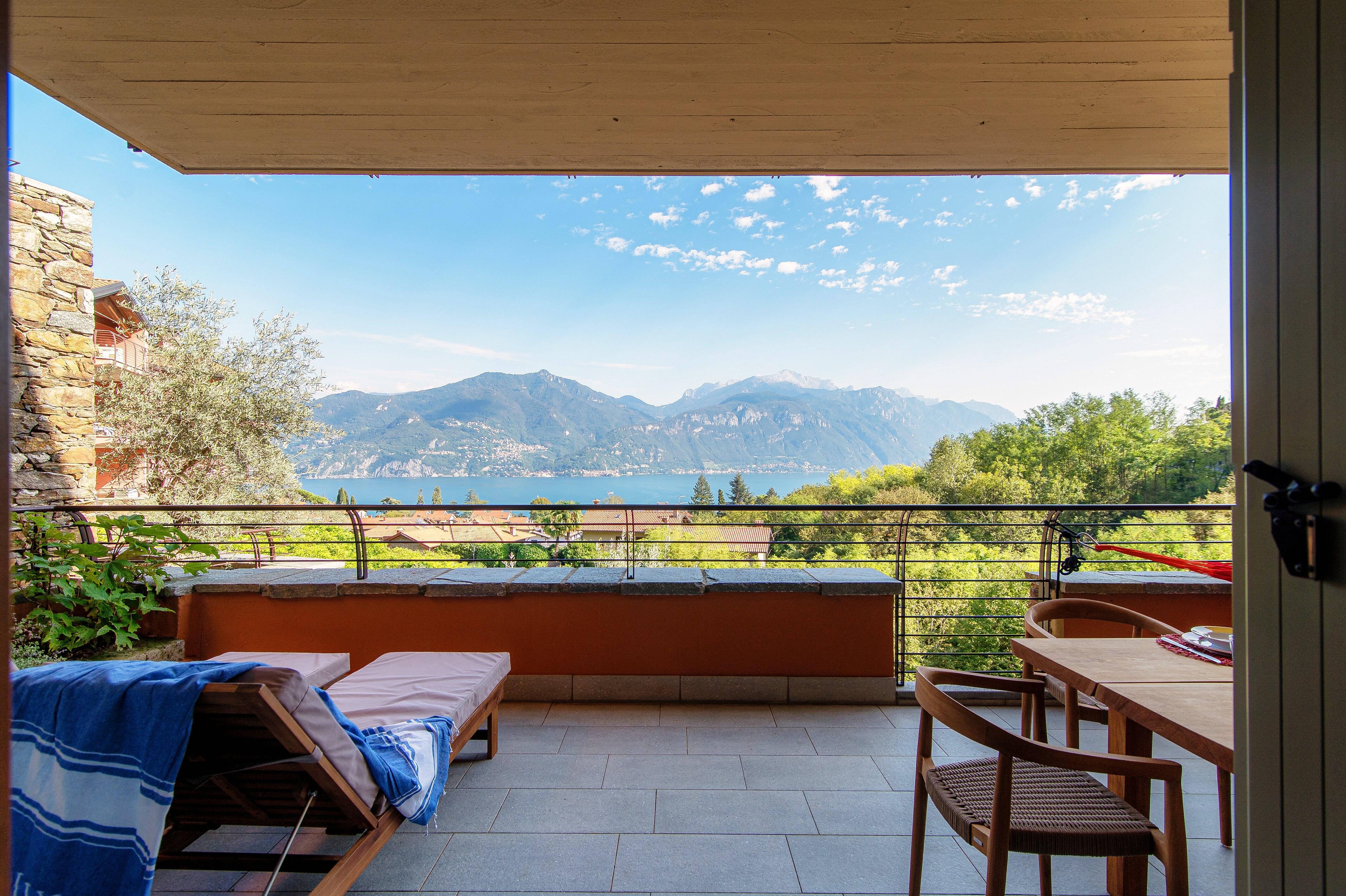 Villa Amaranto Nesso Lake Como: Charming 2-Bedroom Apartment with Hot Tub and Pool, Lake Como