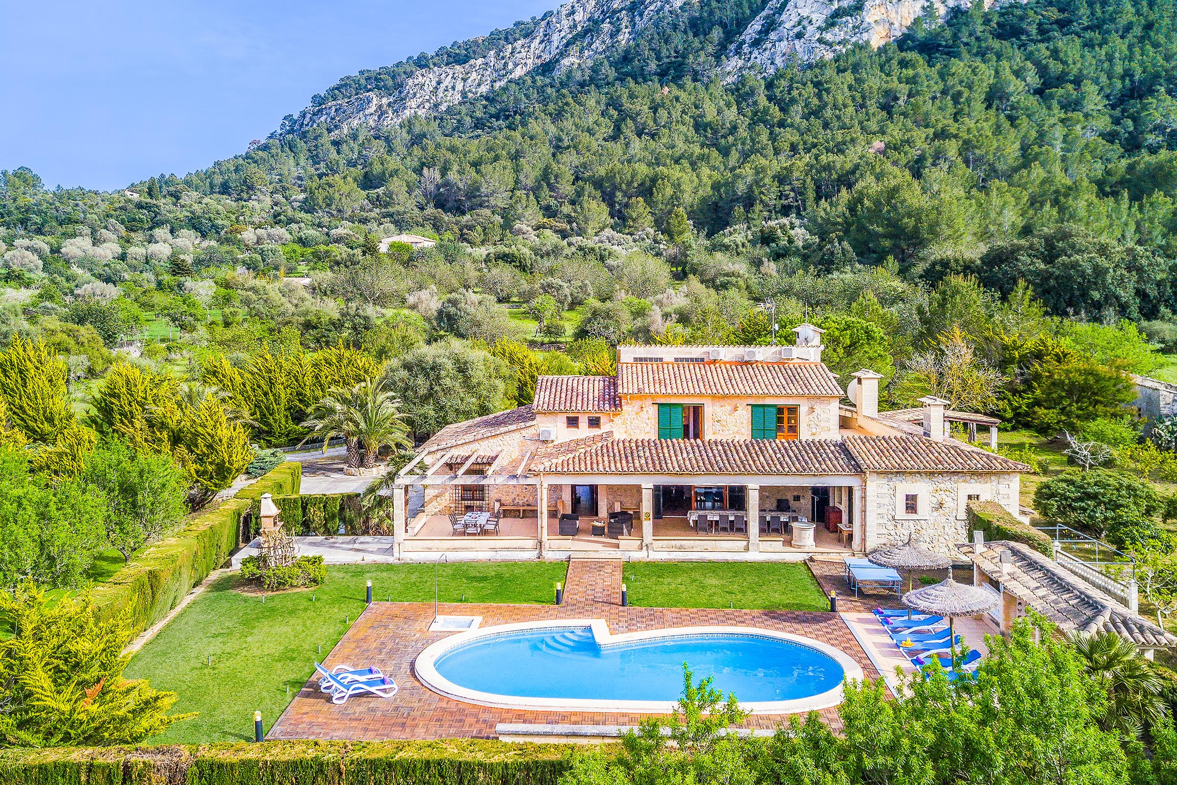 Villa Mestral Formentor Pollença: Luxury 4-Bedroom Apartment with Private Pool and Sea Views, Pollença