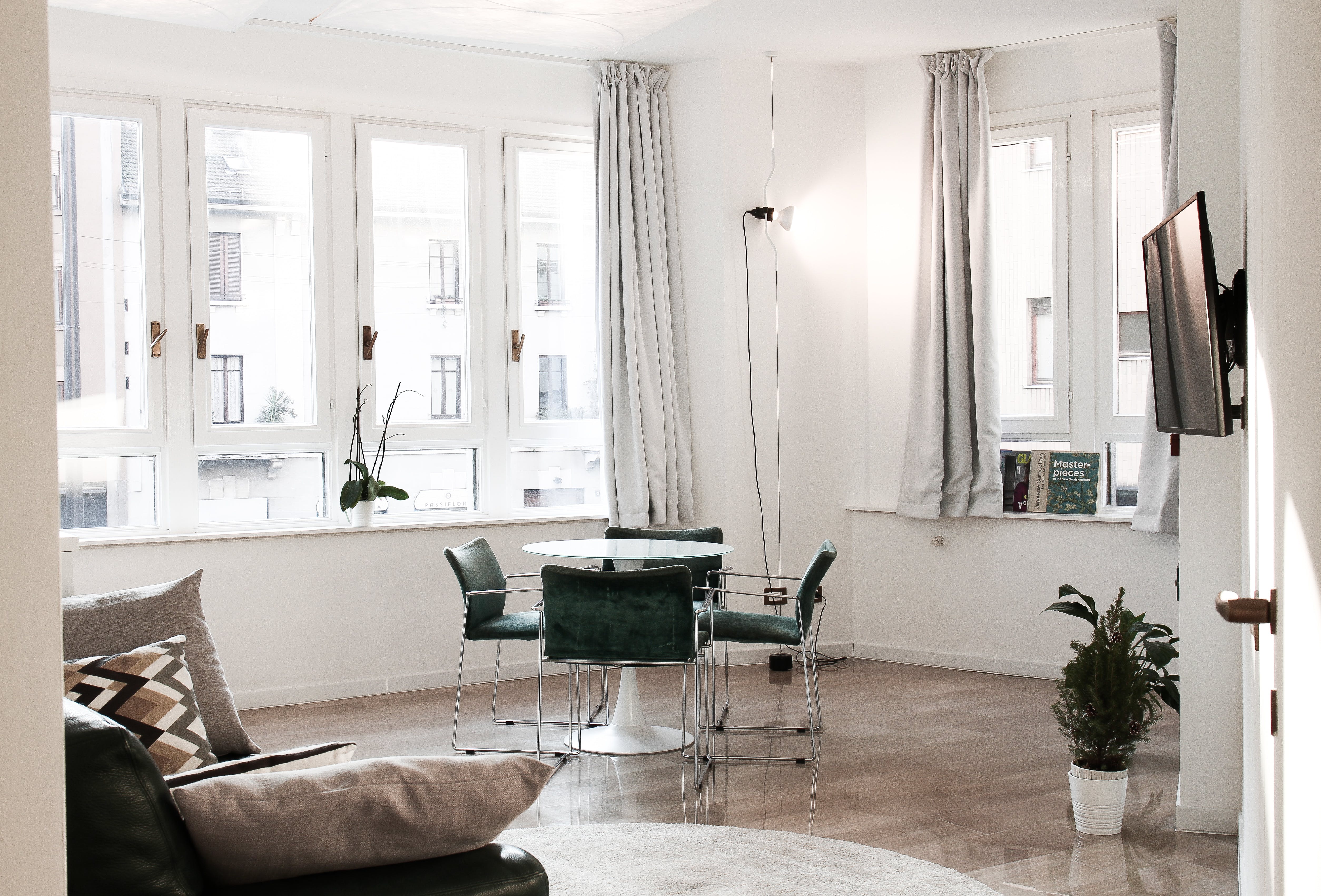 Casa Moscova Milan: Spacious 3-Bedroom Apartment Rental with Family-Friendly Features in Milan Moscova