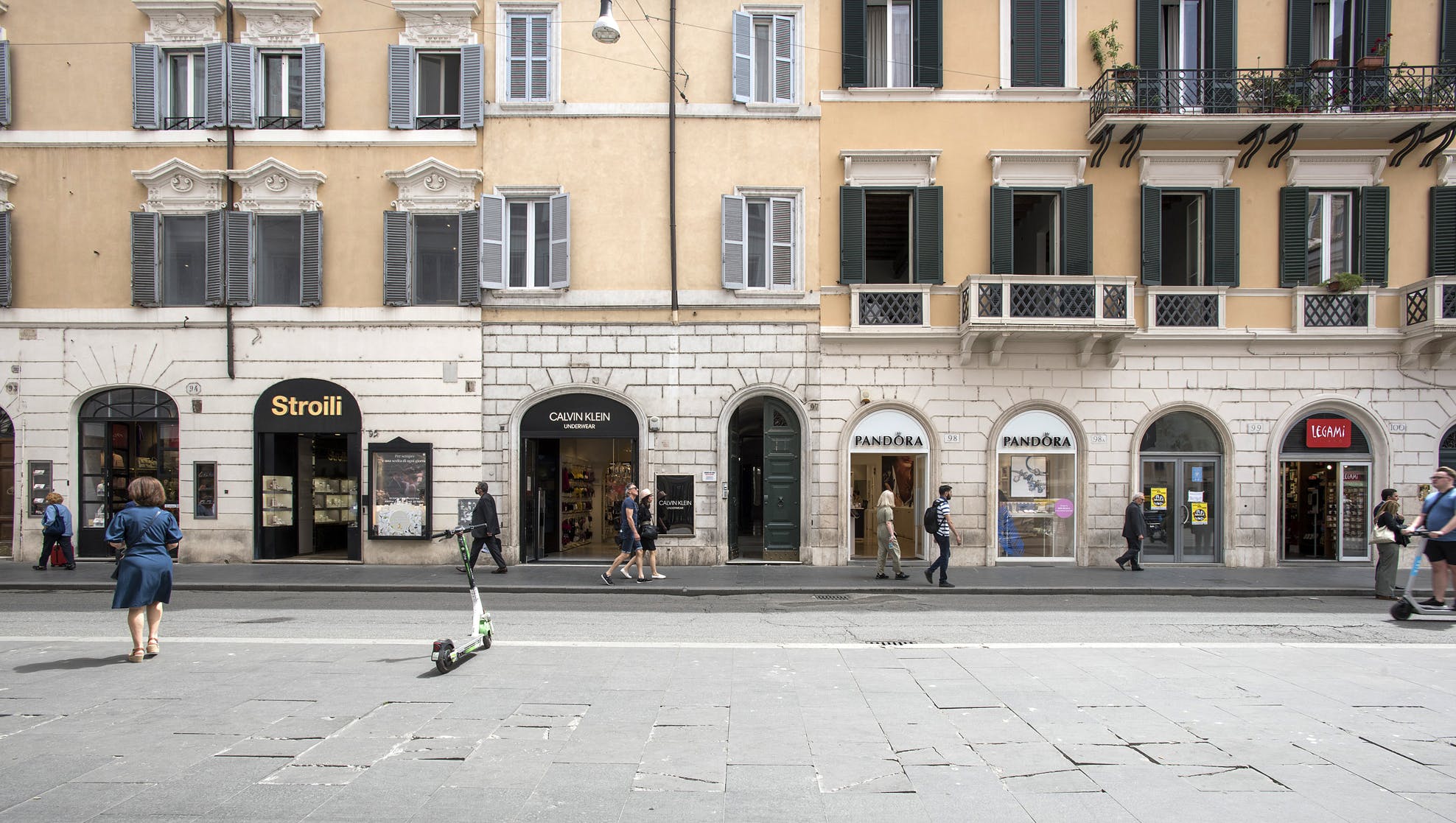 Villa Alba Ludovisi Spagna: Stylish 1-Bedroom Apartment with Terrace in Spagna Rome