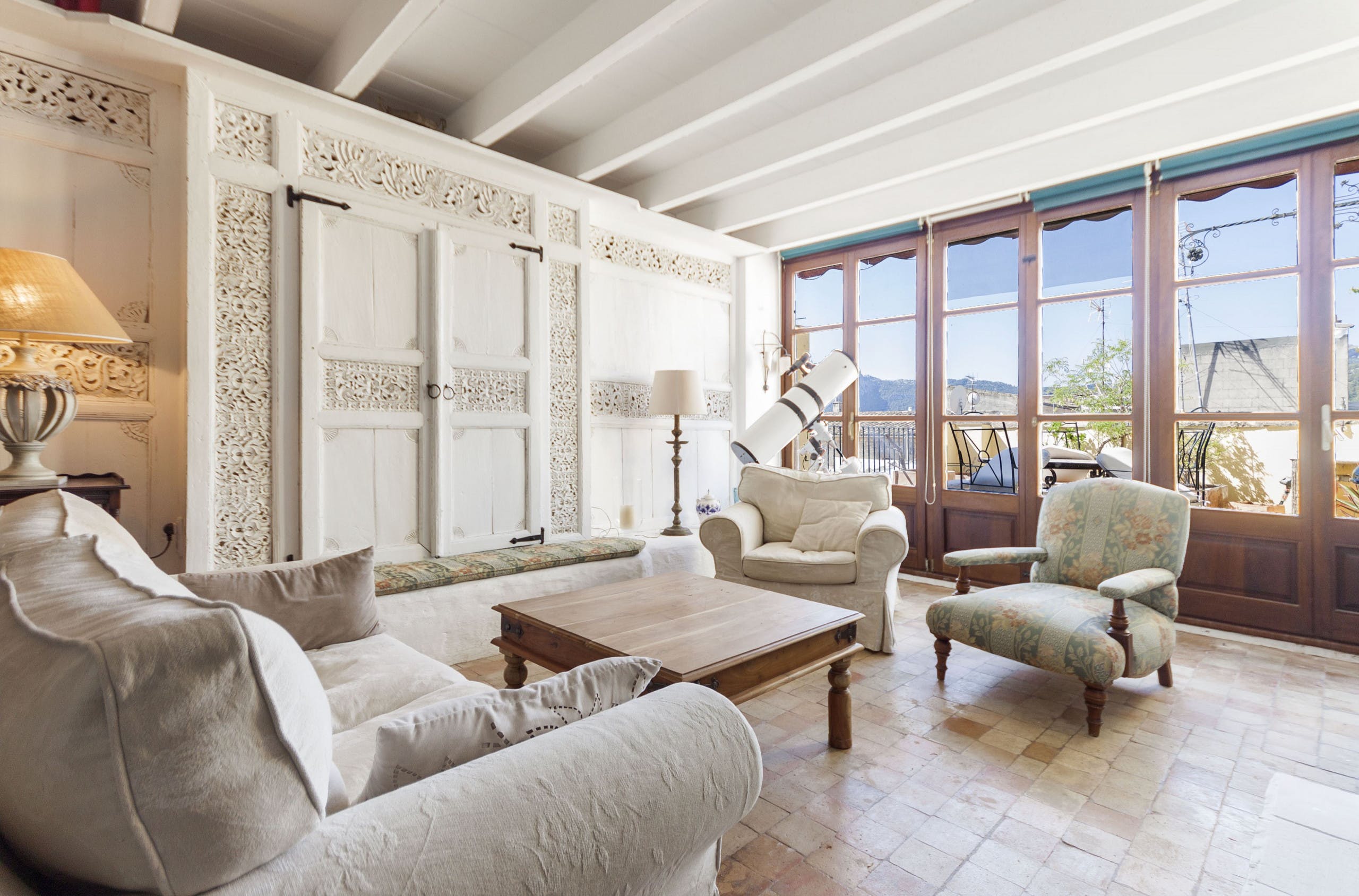 Villa Embat Llenaire Pollença: Elegant 3-Bedroom Apartment with Seaview and Pool, Pollença