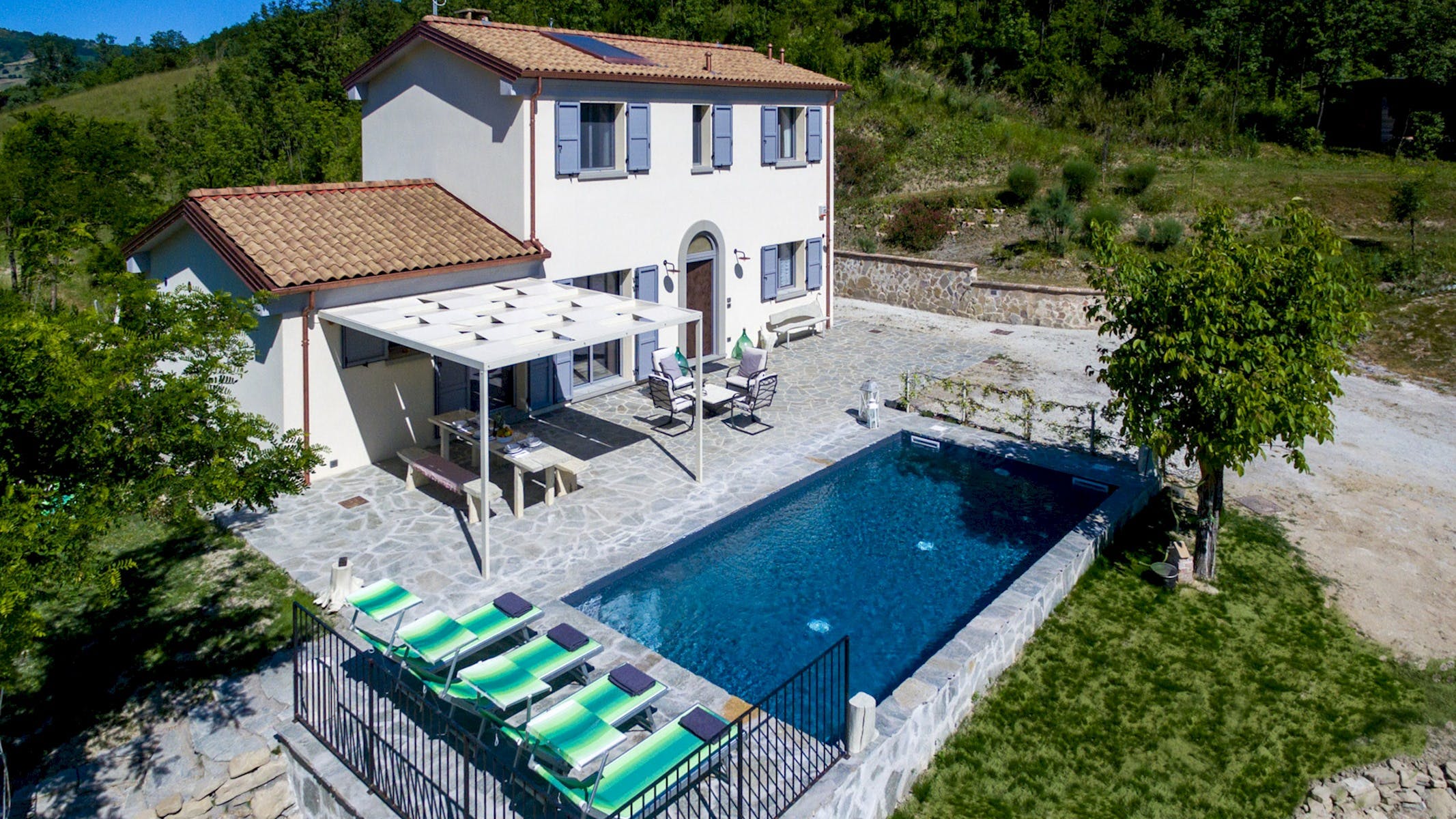 Casa Ronco Forlì: Elegant 3-Bedroom Apartment with Pool, Forlì-Cesena