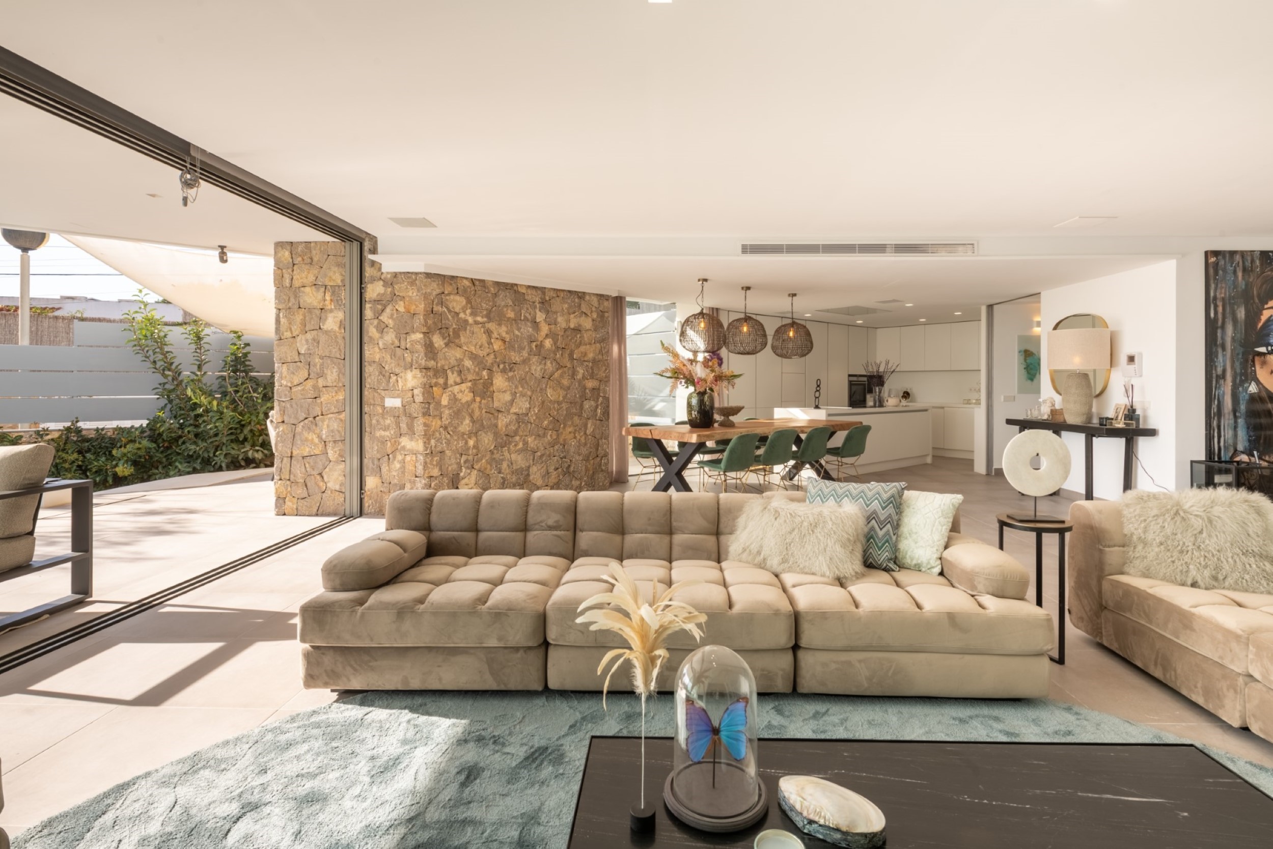 Villa Alborada Cala Conta Talamanca: 4-Bedroom Luxury Apartment with Private Pool and Sea Views, Ibiza