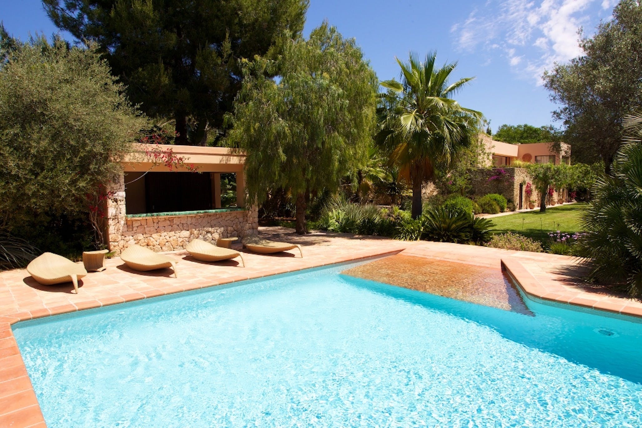 Villa Madrugada Cala de Es Ram San José: Luxurious 6-Bedroom Apartment with Pool and Seaview, San José
