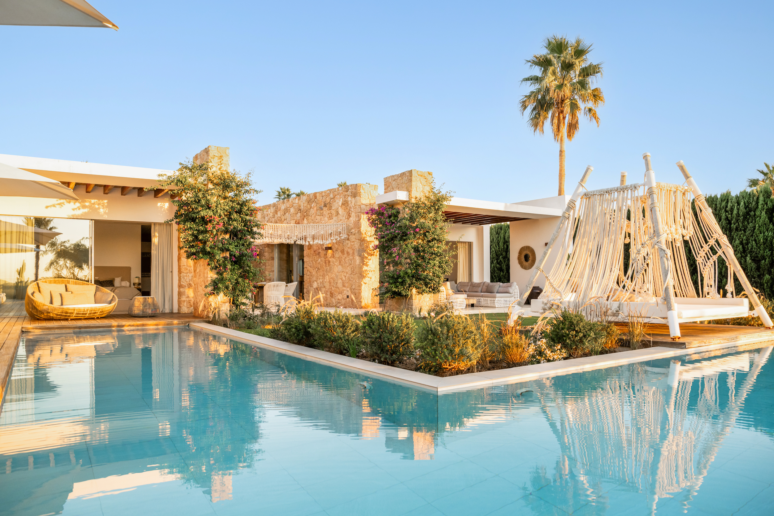 Villa Solano Cala Carbó San José: Luxury 4-Bedroom Apartment with Seaviews and Pool, San José