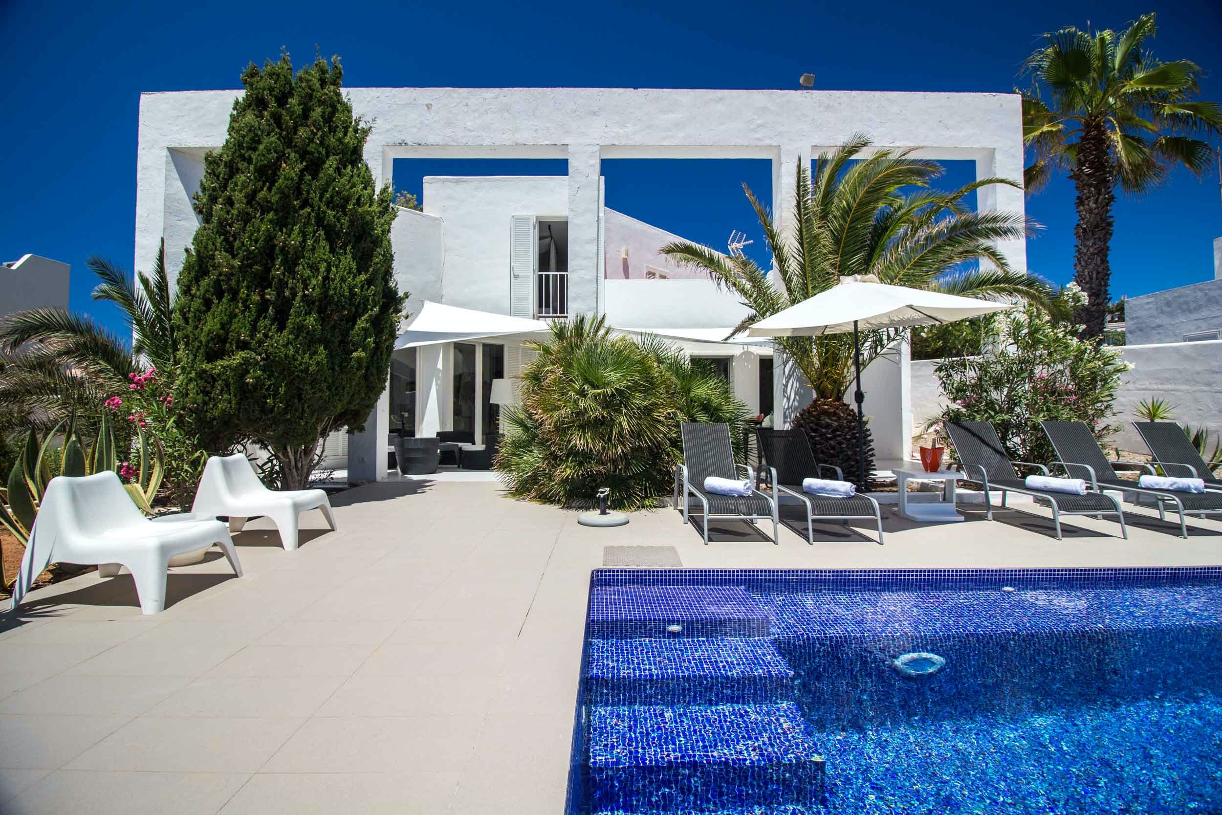 Villa Bermejo Es Cubells Cala Vedella: 4-Bedroom Luxury Apartment with Seaview and Pool, Cala Vedella