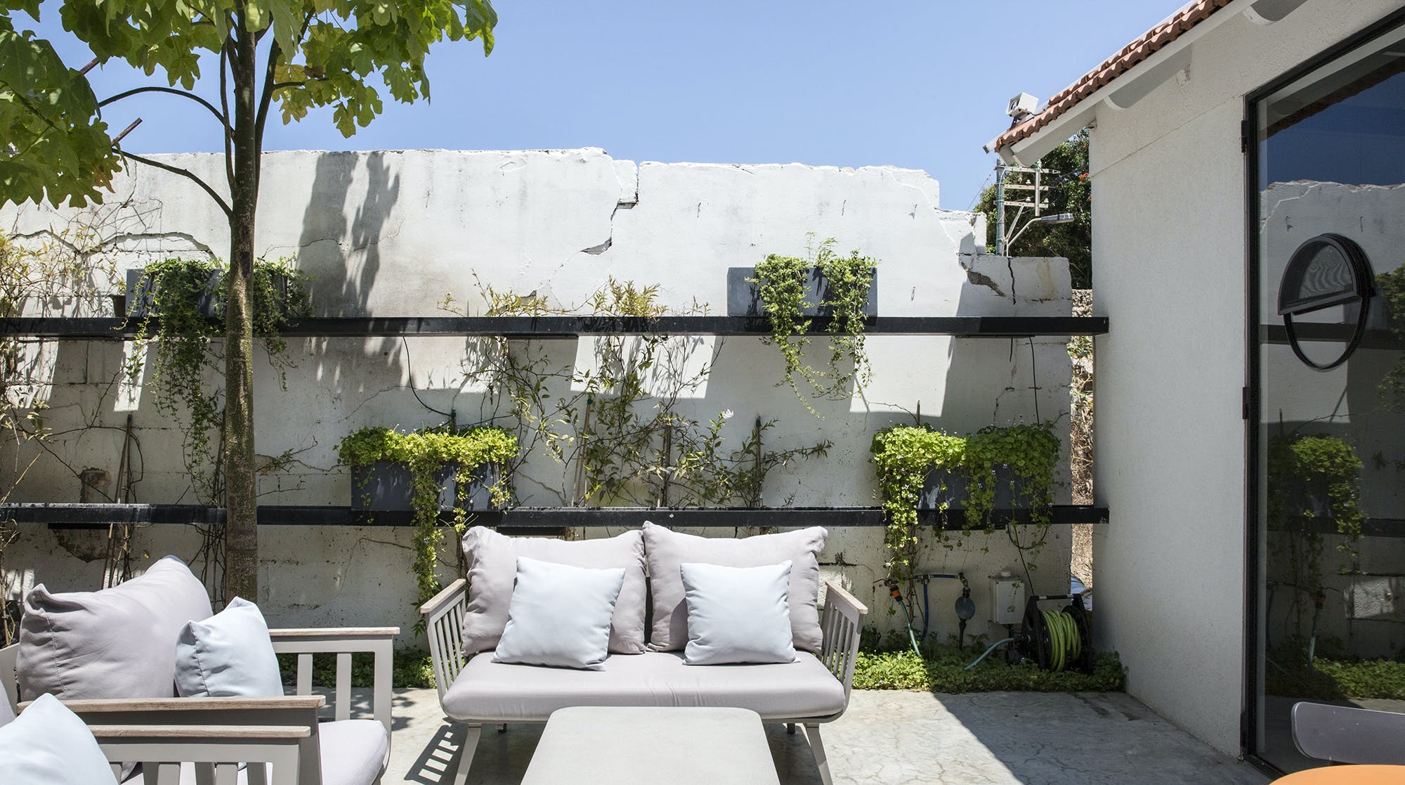 Villa Lysias Neot Neve Tzedek: Chic 1-Bedroom Apartment with Seaview and Air-Con, Neve Tzedek Tel Aviv