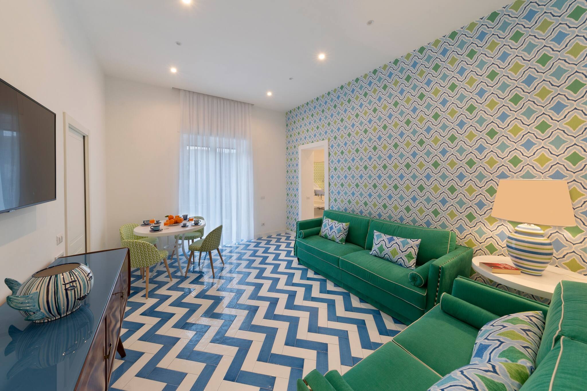 Villa Alba Bagni Sorrento: Spacious 4-Bedroom Apartment with Sea Views, Sorrento