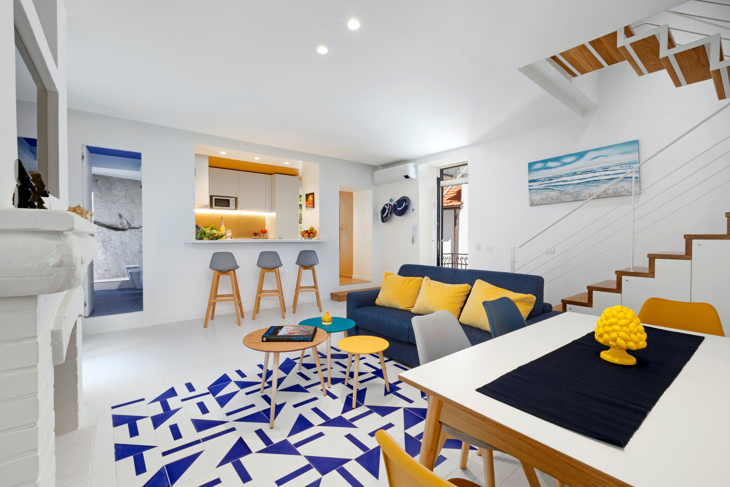 Villa Levante Marina Grande Sorrento: Chic 2-Bedroom Apartment with Sea Views, Sorrento