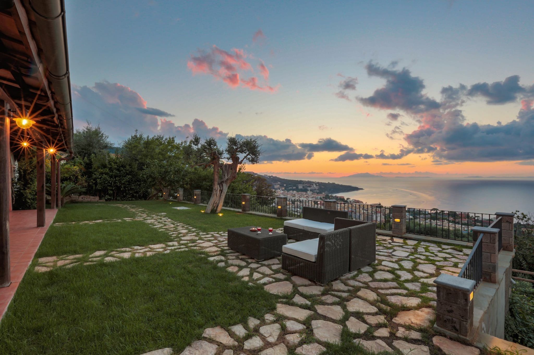 Villa Libeccio Nerano Sorrento: Spacious 3-Bedroom Apartment with Private Pool, Sorrento
