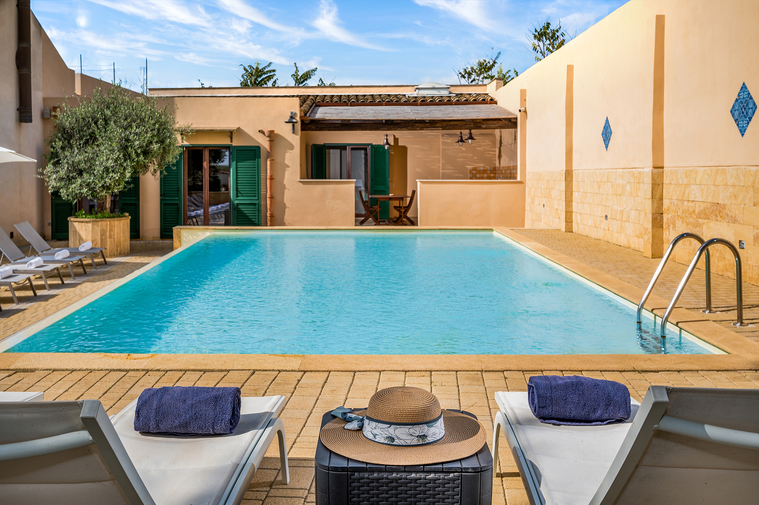 Villa Alba Marausa Trapani-758405: Spacious 7-Bedroom Apartment with Sea View and Pool, Trapani