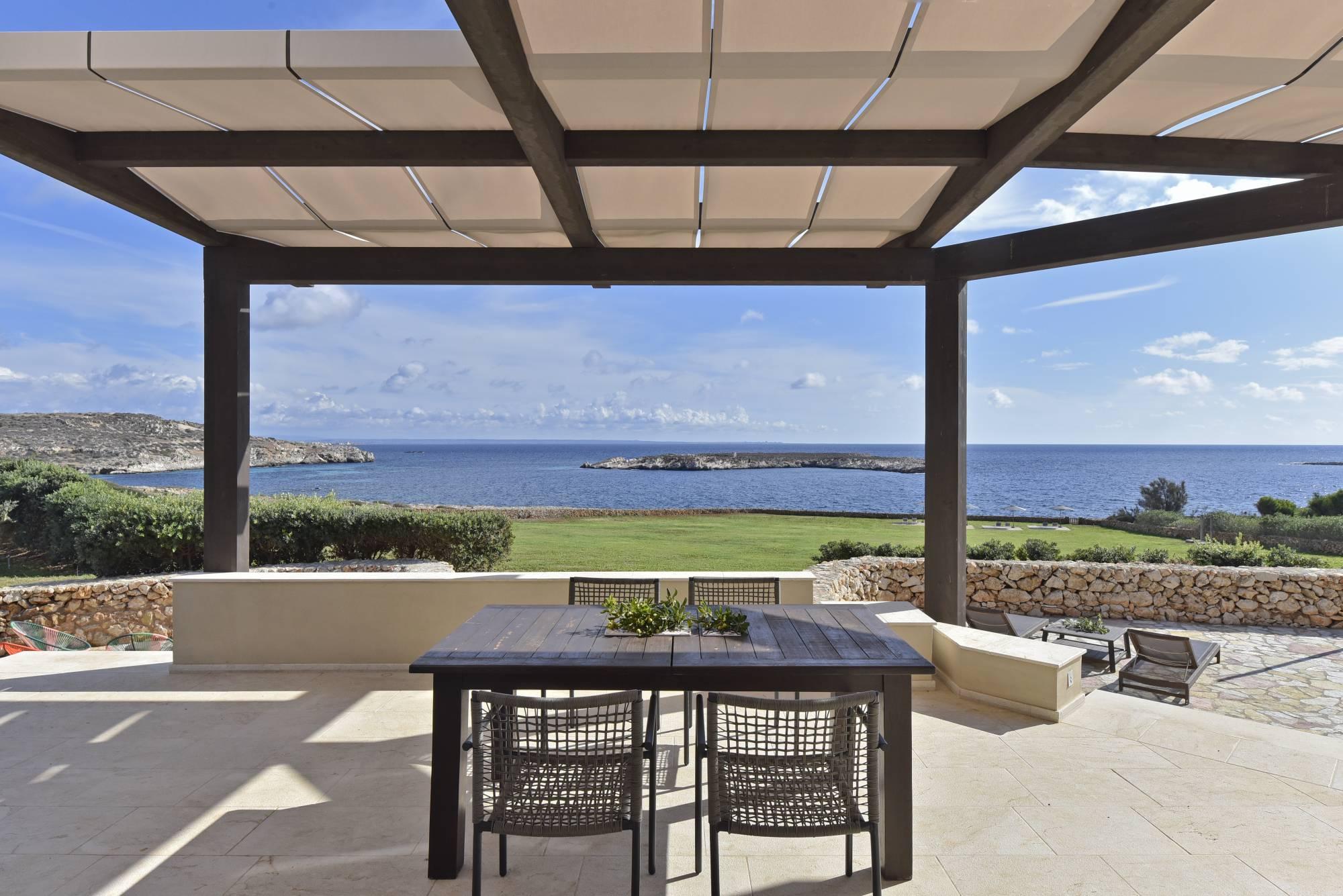 Villa Amaranto Marausa Sicily: Luxury Apartment with Beachfront Access, Trapani