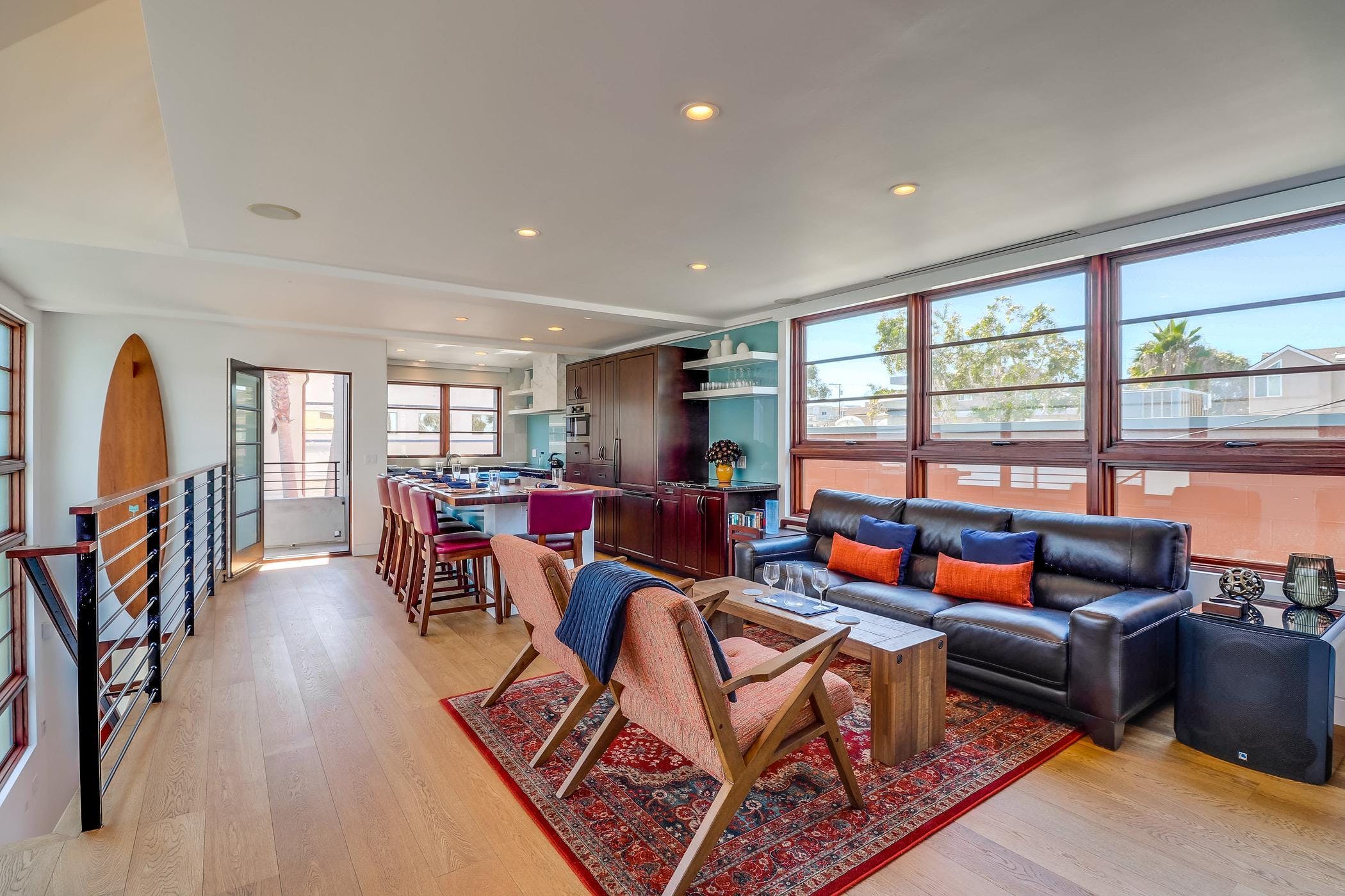 Casa Torrey Mission Beach: Stylish 2-Bedroom Apartment Rental with Seaview and Air-Con, Mission Beach