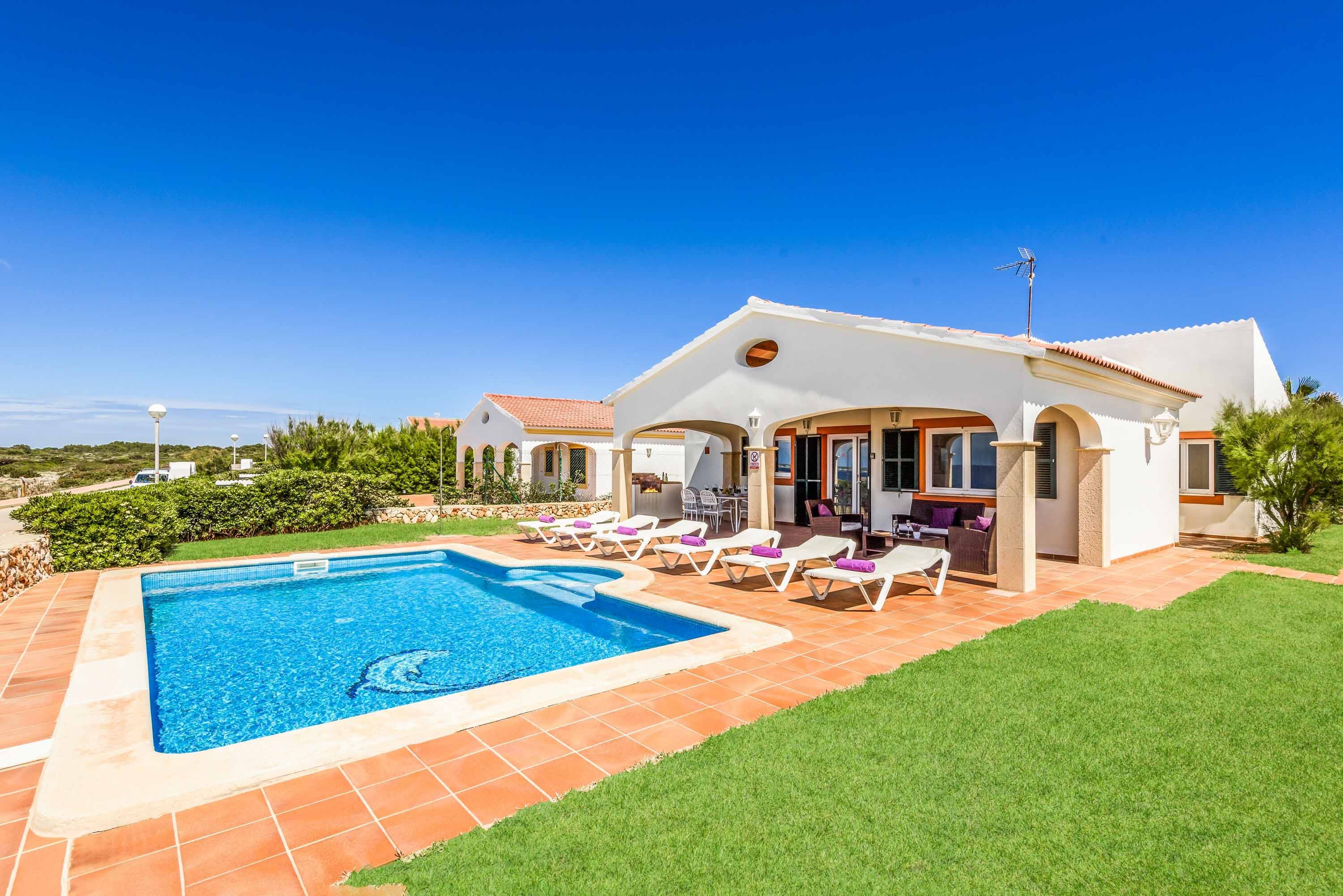 Villa Alborada Sant Joan Ciutadella: Luxury 3-Bedroom Apartment with Seaview and Pool, Ciutadella