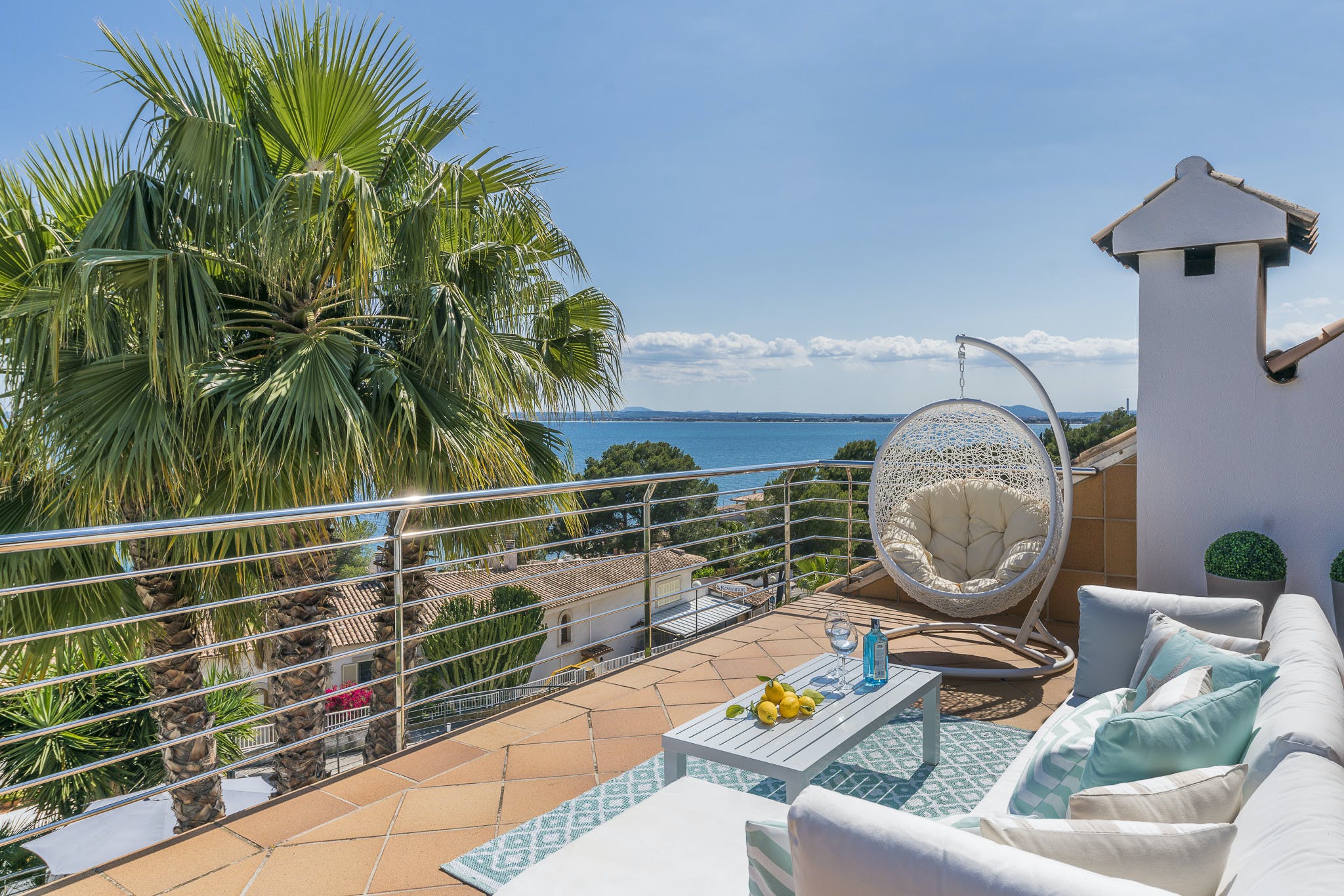Villa Solano Mal Pas Alcudia: Luxurious 5-Bedroom Apartment with Seaview and Pool, Alcudia