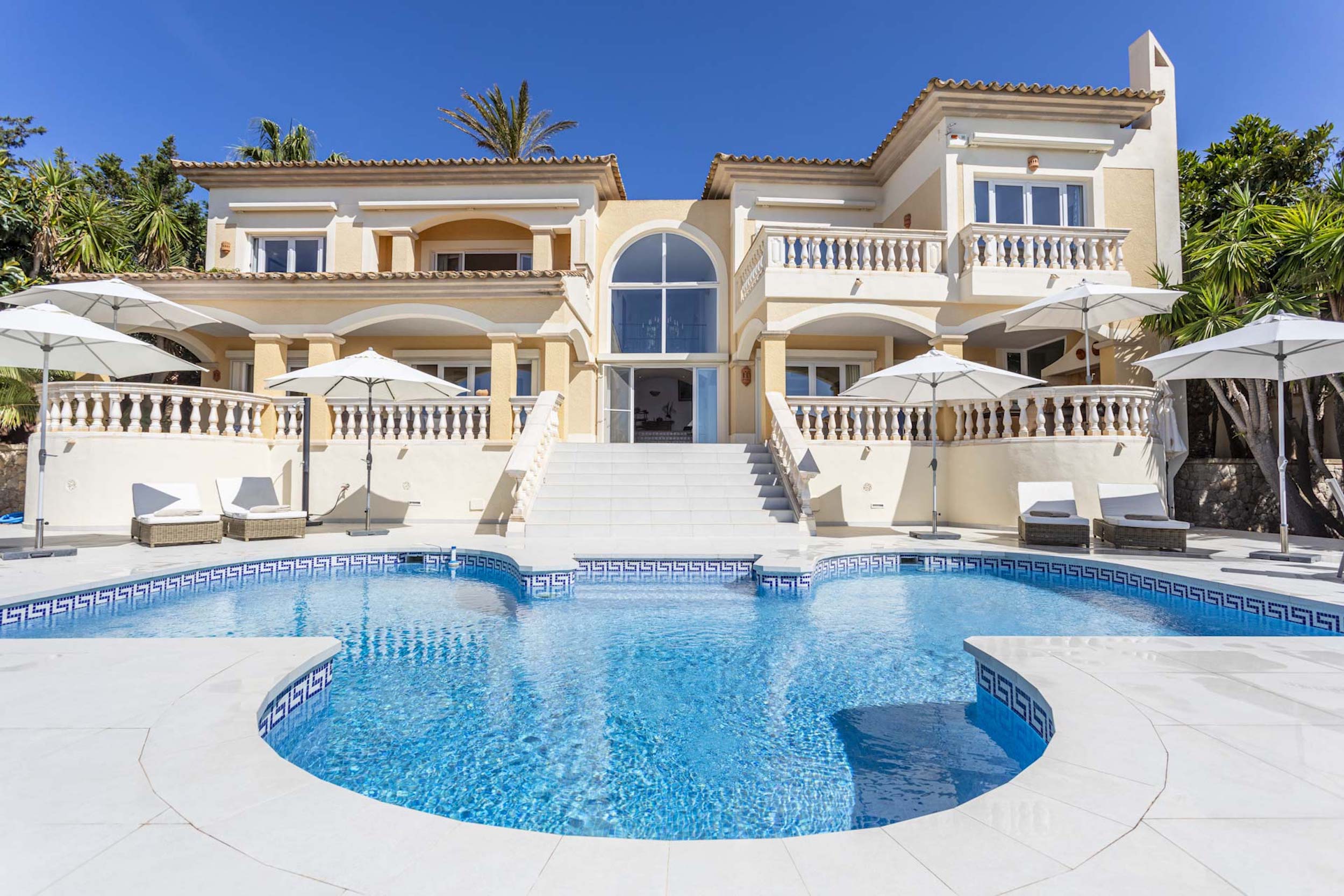 Villa Embat Cala Pi Mallorca: Luxury 3-Bedroom Apartment with Private Pool and Seaview, Mallorca