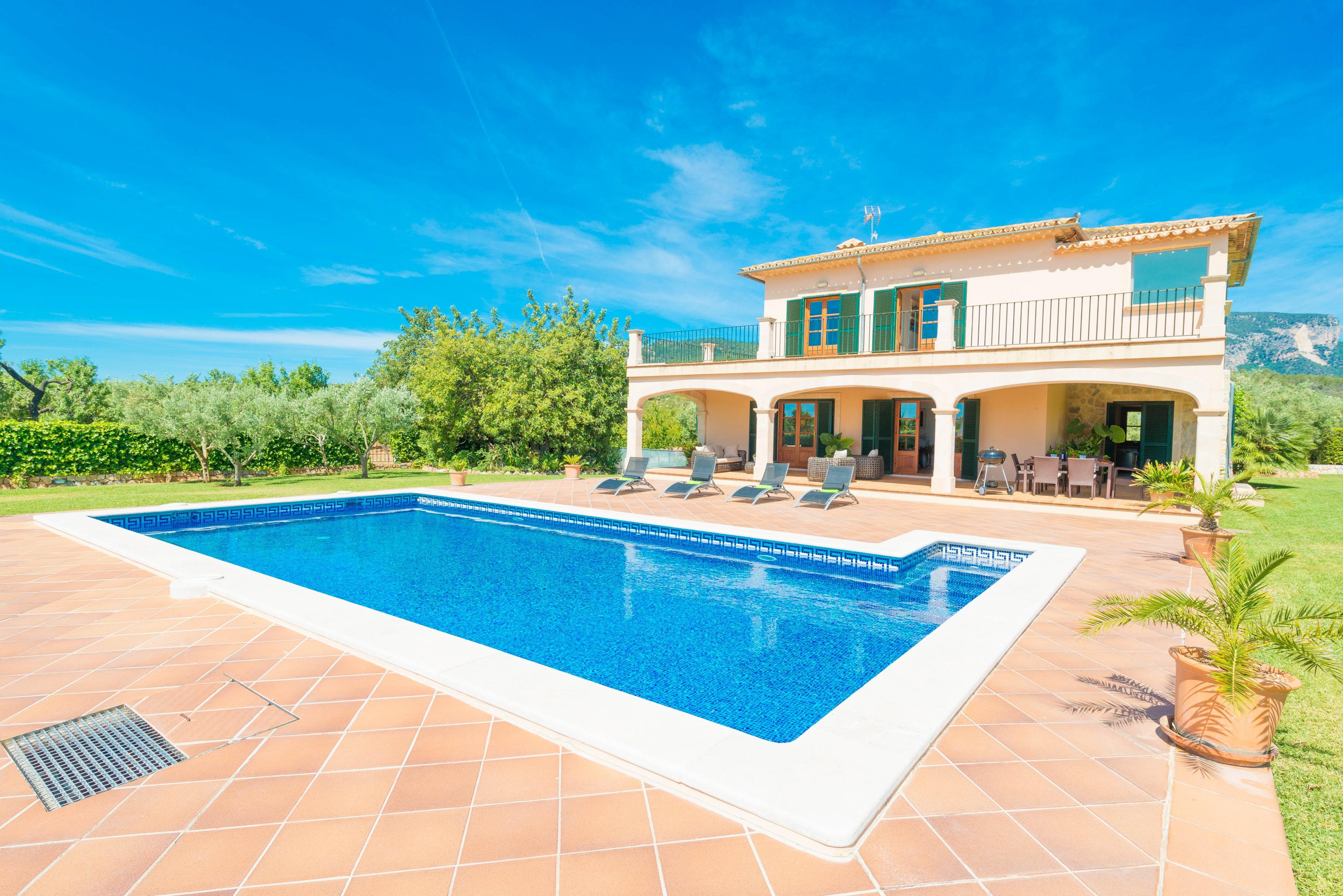 Villa Solano Solleric Inca: Luxury 4-Bedroom Apartment with Pool, Inca, Mallorca