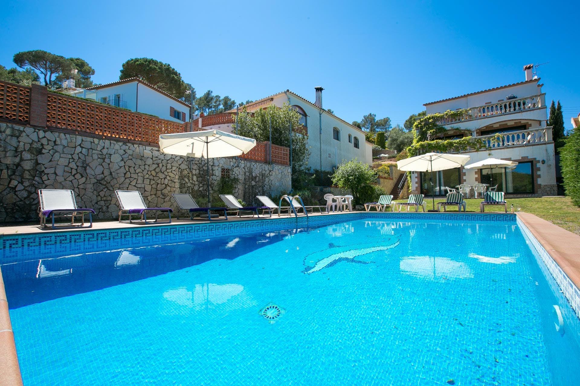 Villa Alborada Tamariu Llafranc: Spacious 6-Bedroom Apartment with Seaview and Pool, Llafranc