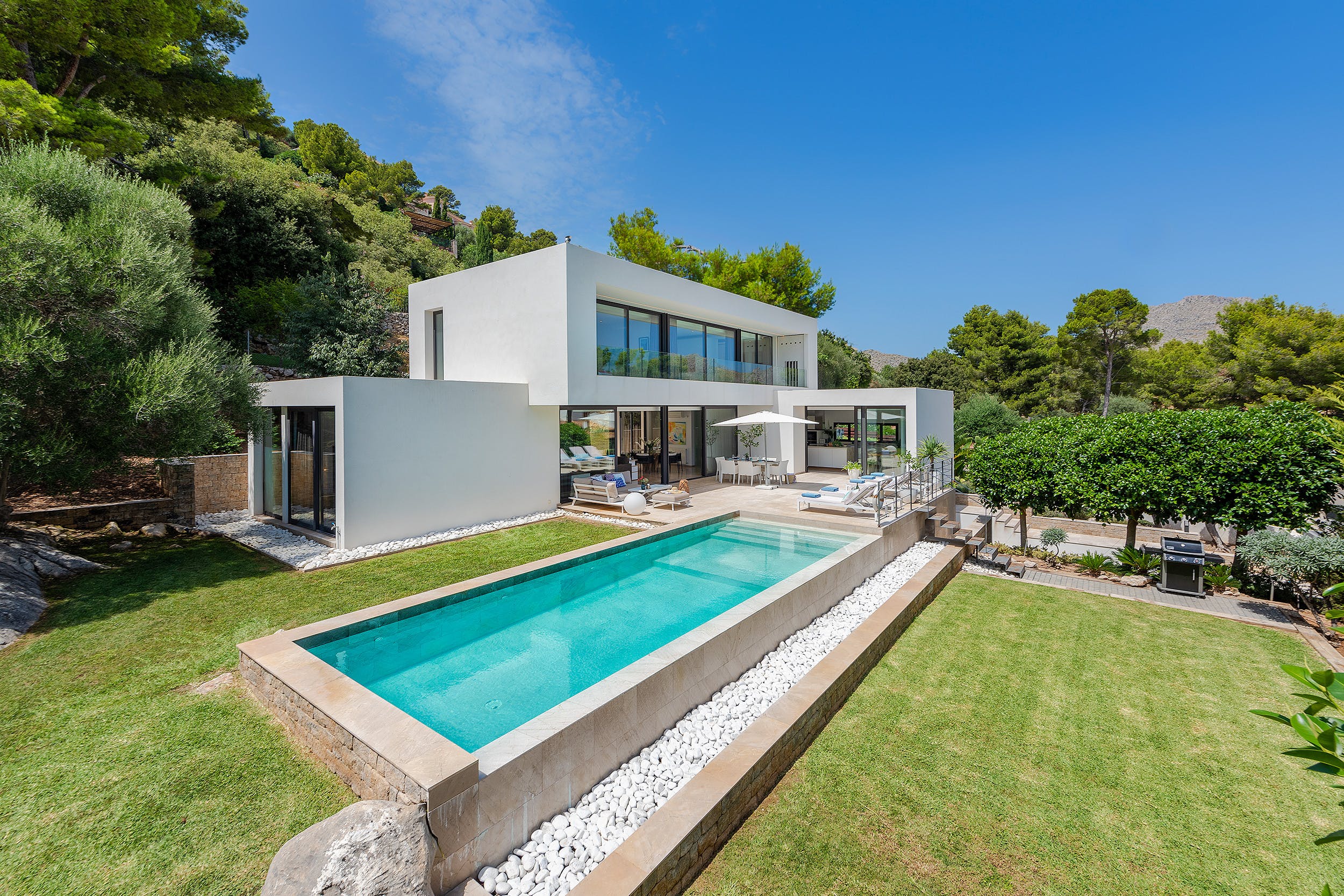 Villa Solano Bonaire Pollença: Luxury 3-Bedroom Apartment with Seaview and Pool, Pollença