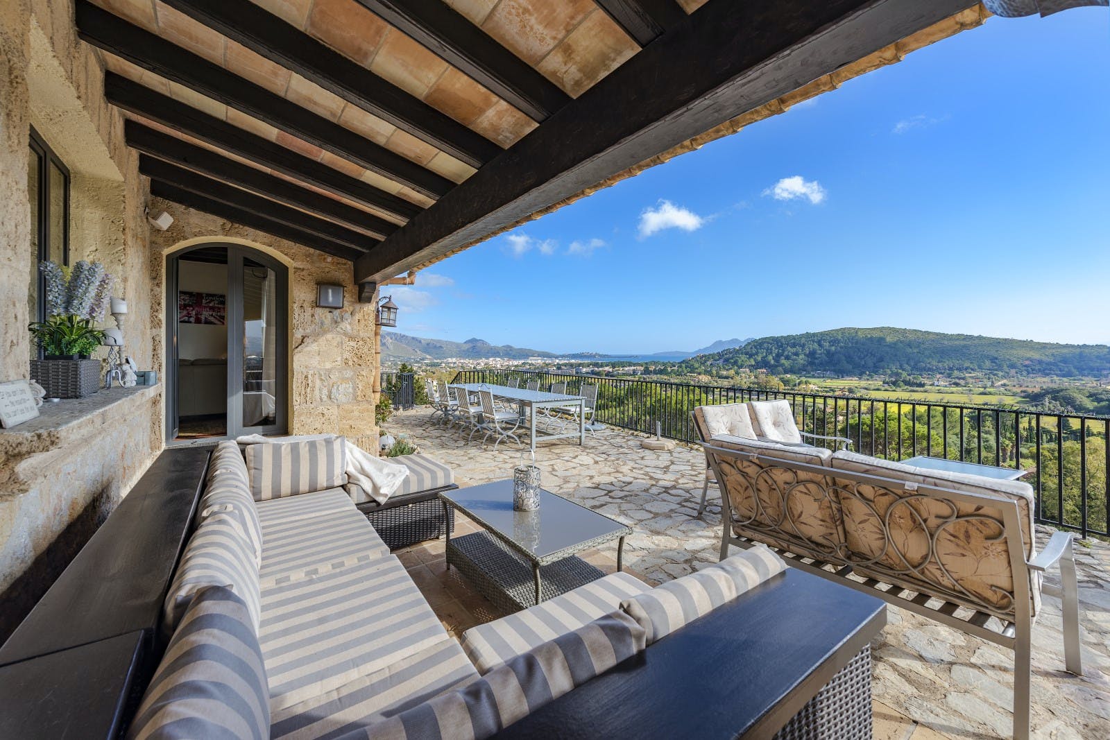 Villa Llevant Boquer Pollença: Luxury 5-Bedroom Apartment with Seaview and Pool, Pollença