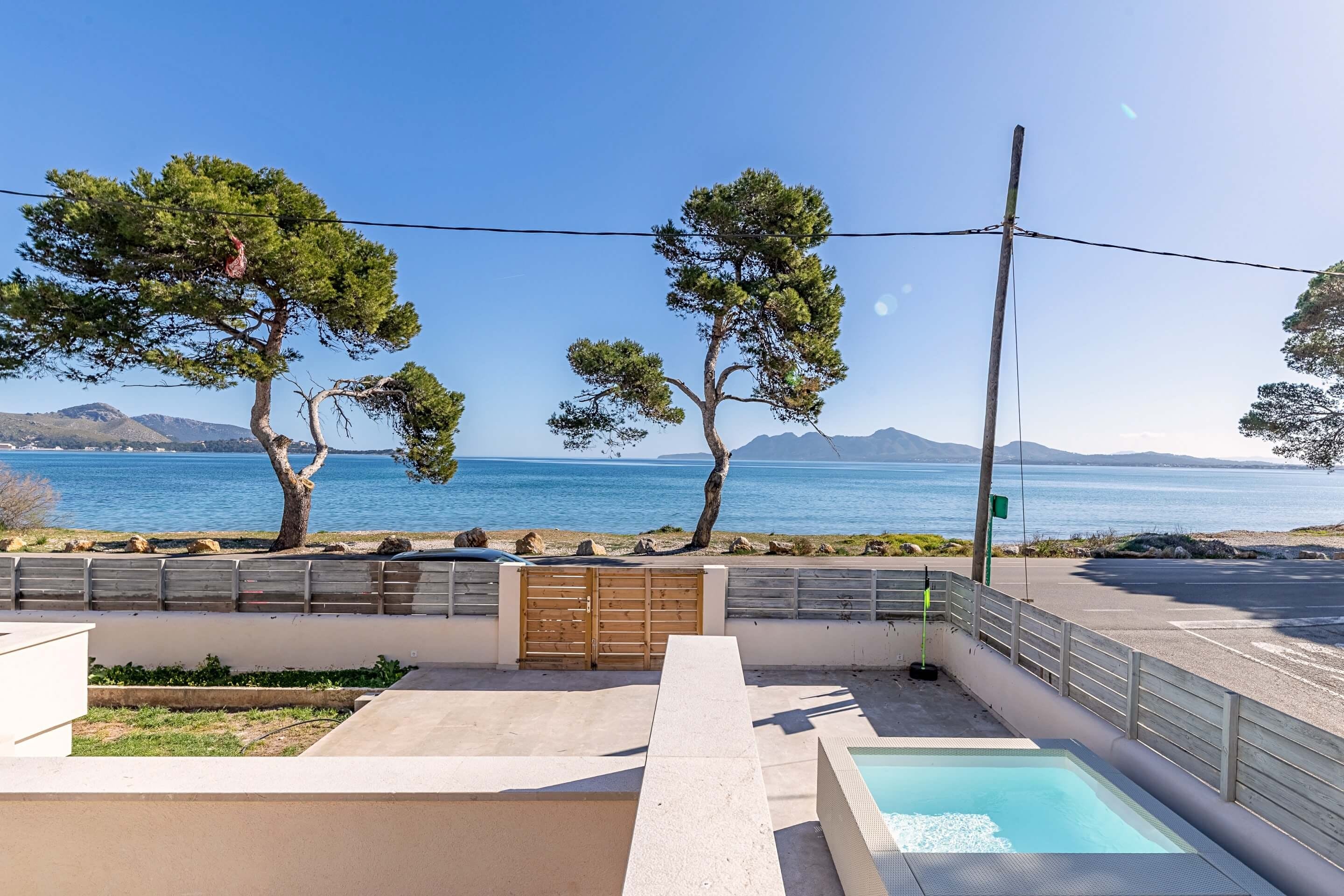 Villa Solano Formentor Pollença: Seaview 3-Bedroom Apartment with Pool and Beach Access, Pollença