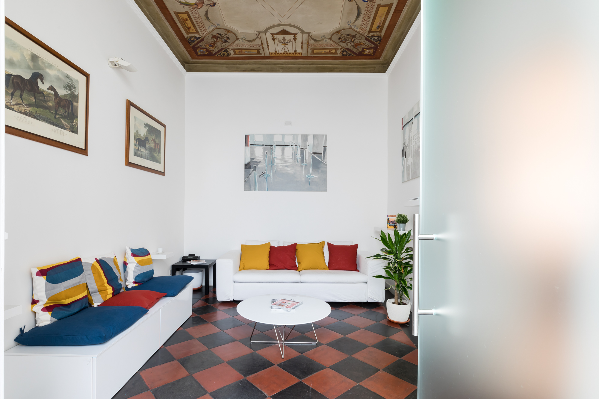 Villa Ambrato Ludovisi Spagna: Charming 2-Bedroom Apartment Rental with Air Conditioning, Spagna Rome